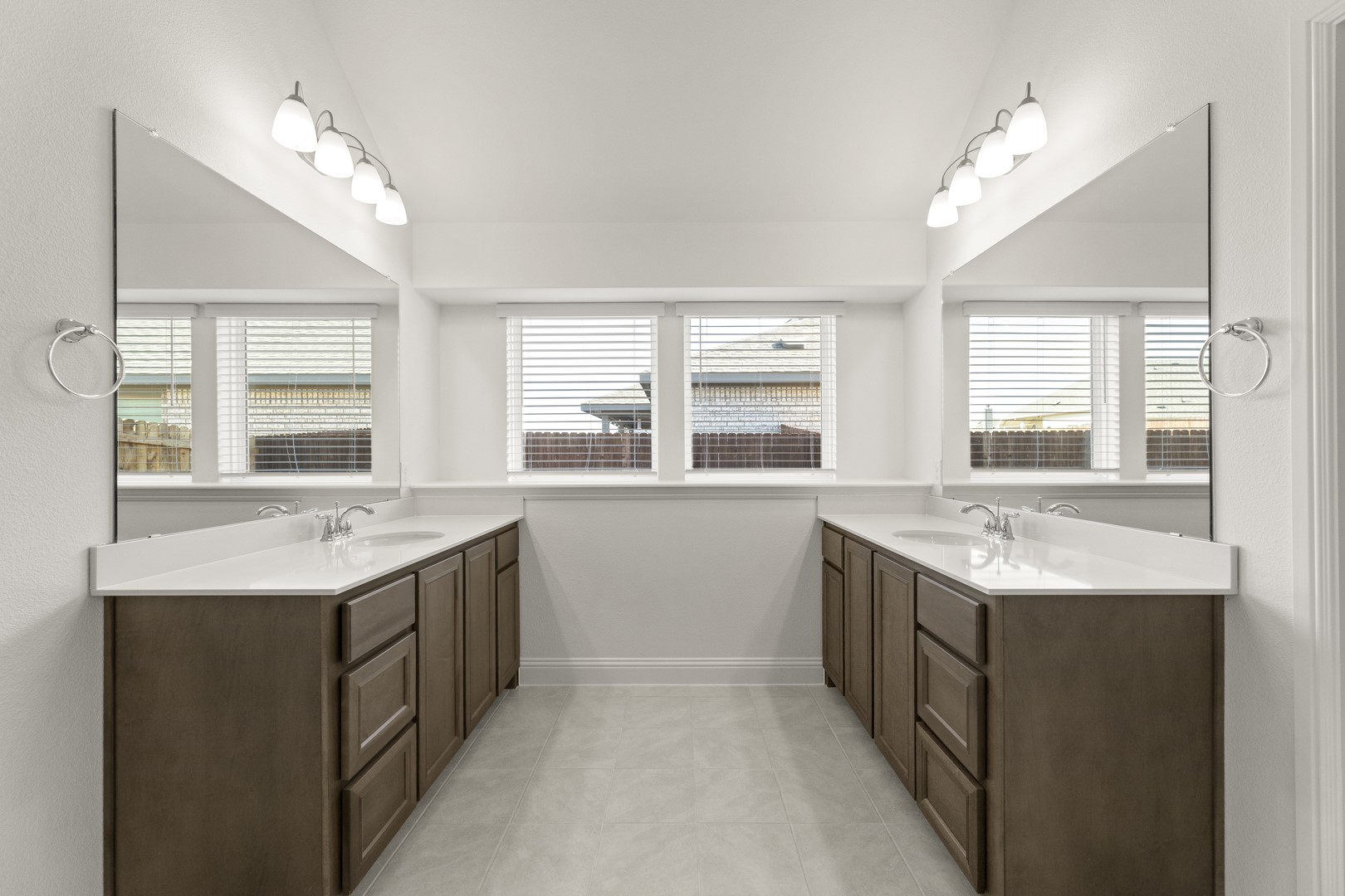 1404 Elle Lane, Aubrey, TX, 76227