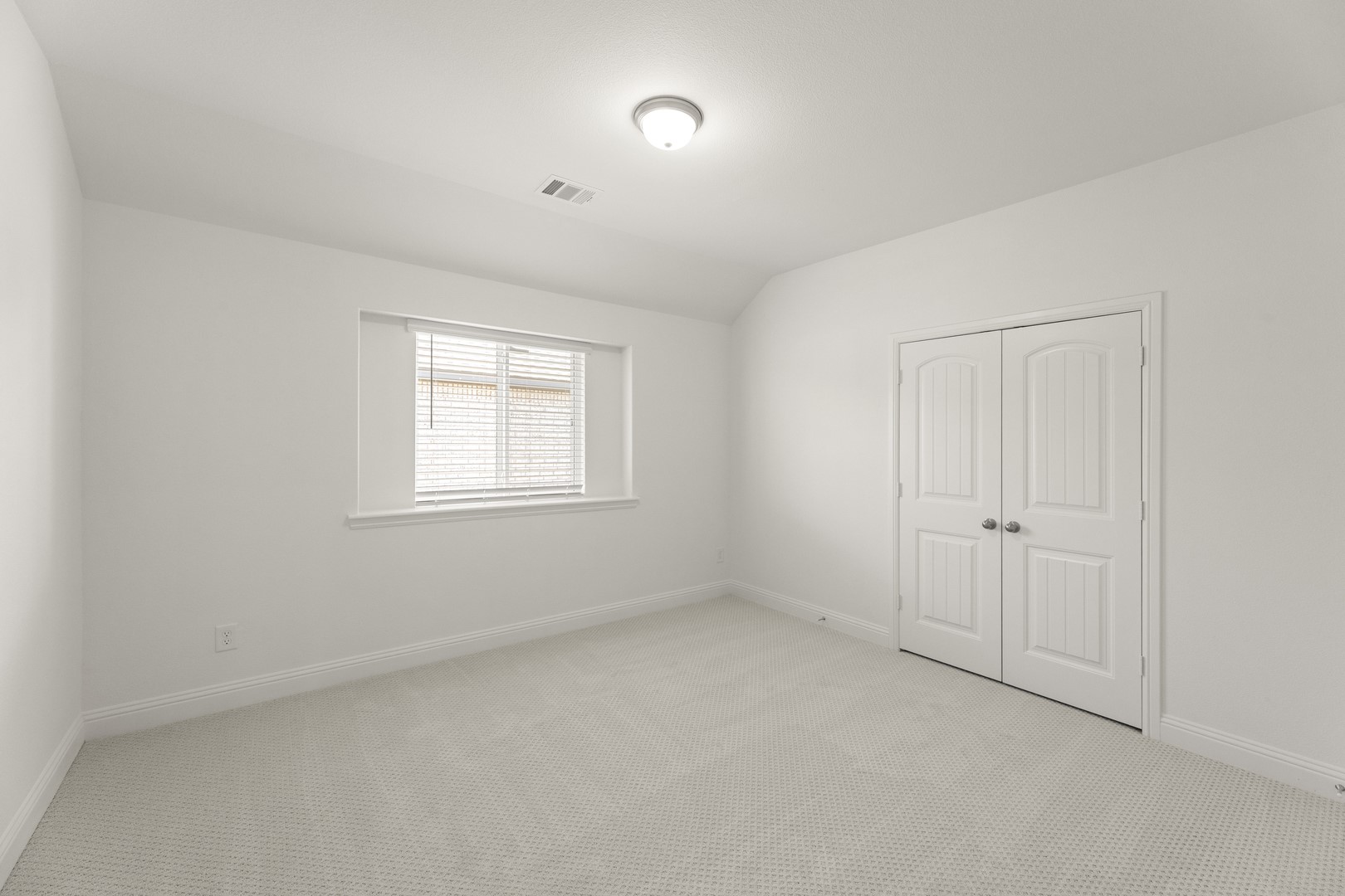 1404 Elle Lane, Aubrey, TX, 76227