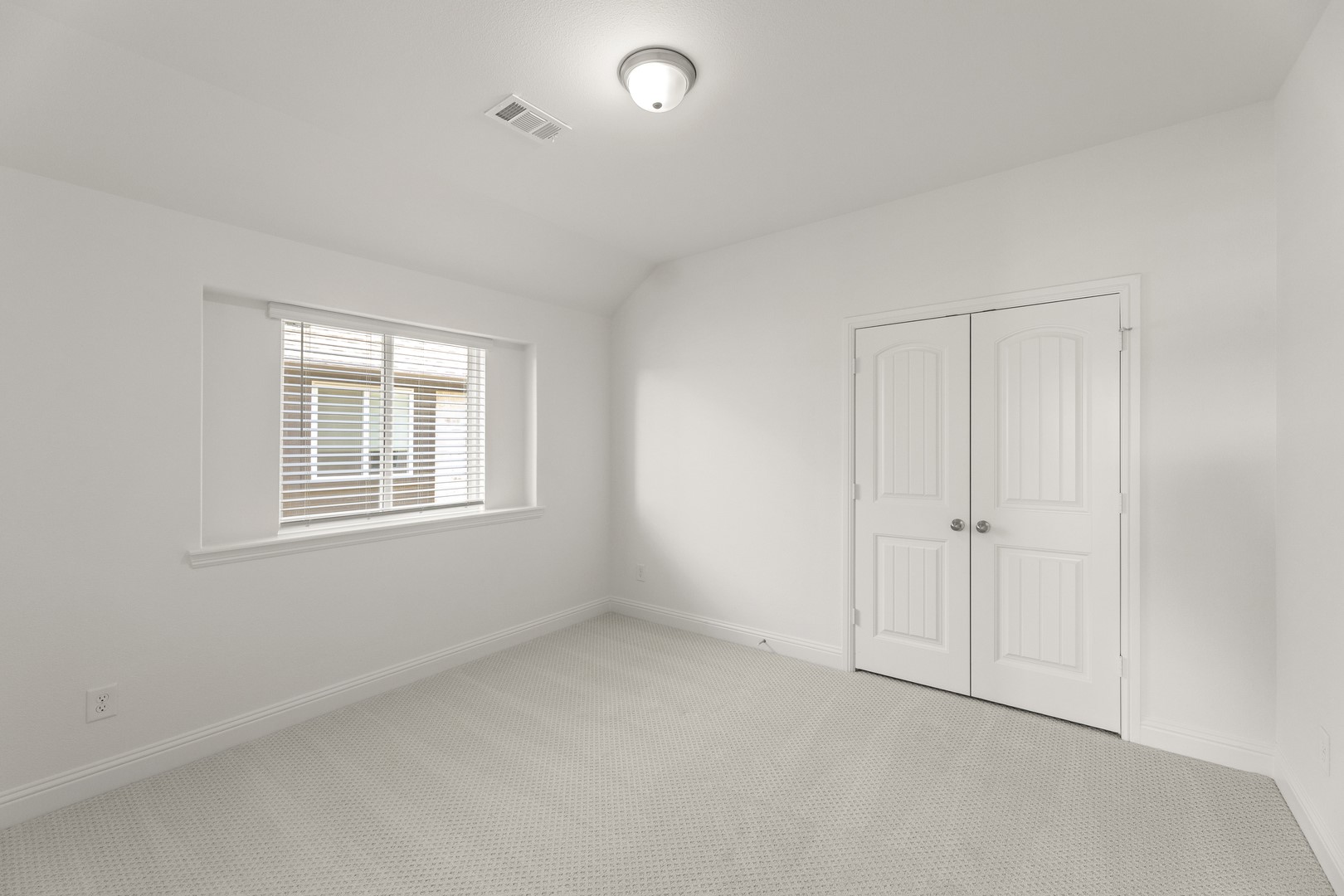 1404 Elle Lane, Aubrey, TX, 76227