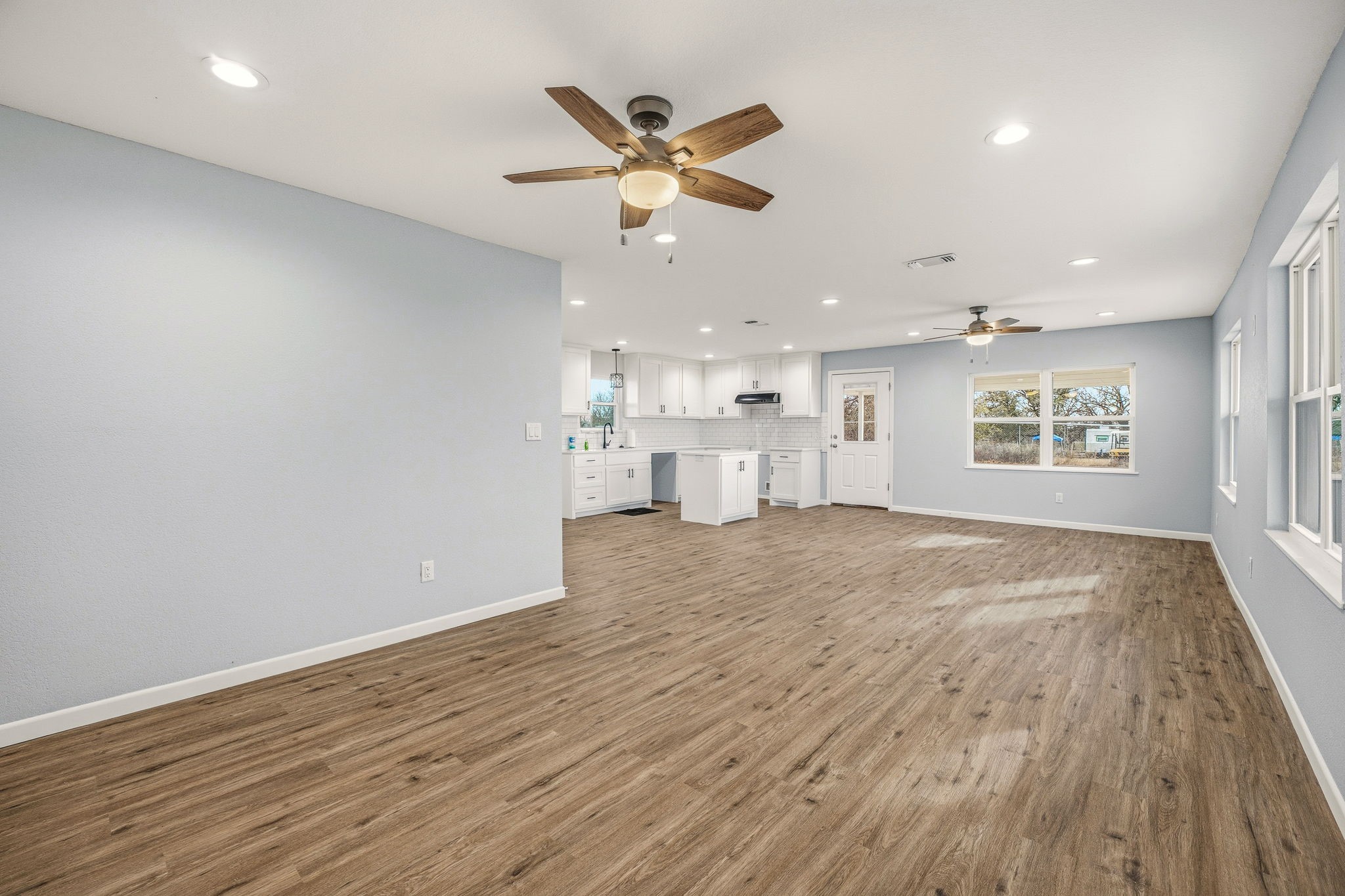 Property photo 03 of 3041 S Old Bunger Road, Graham, TX 76450 | MLS #21154633