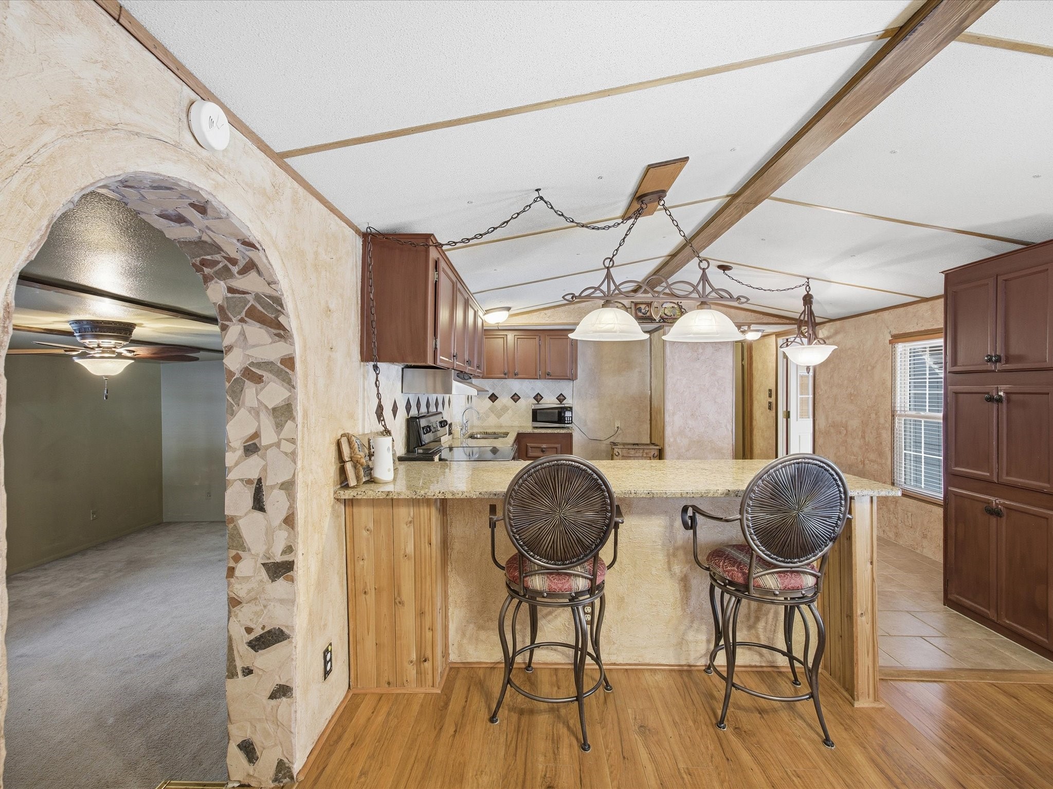196 S Perch Road, Bowie, TX, 76230