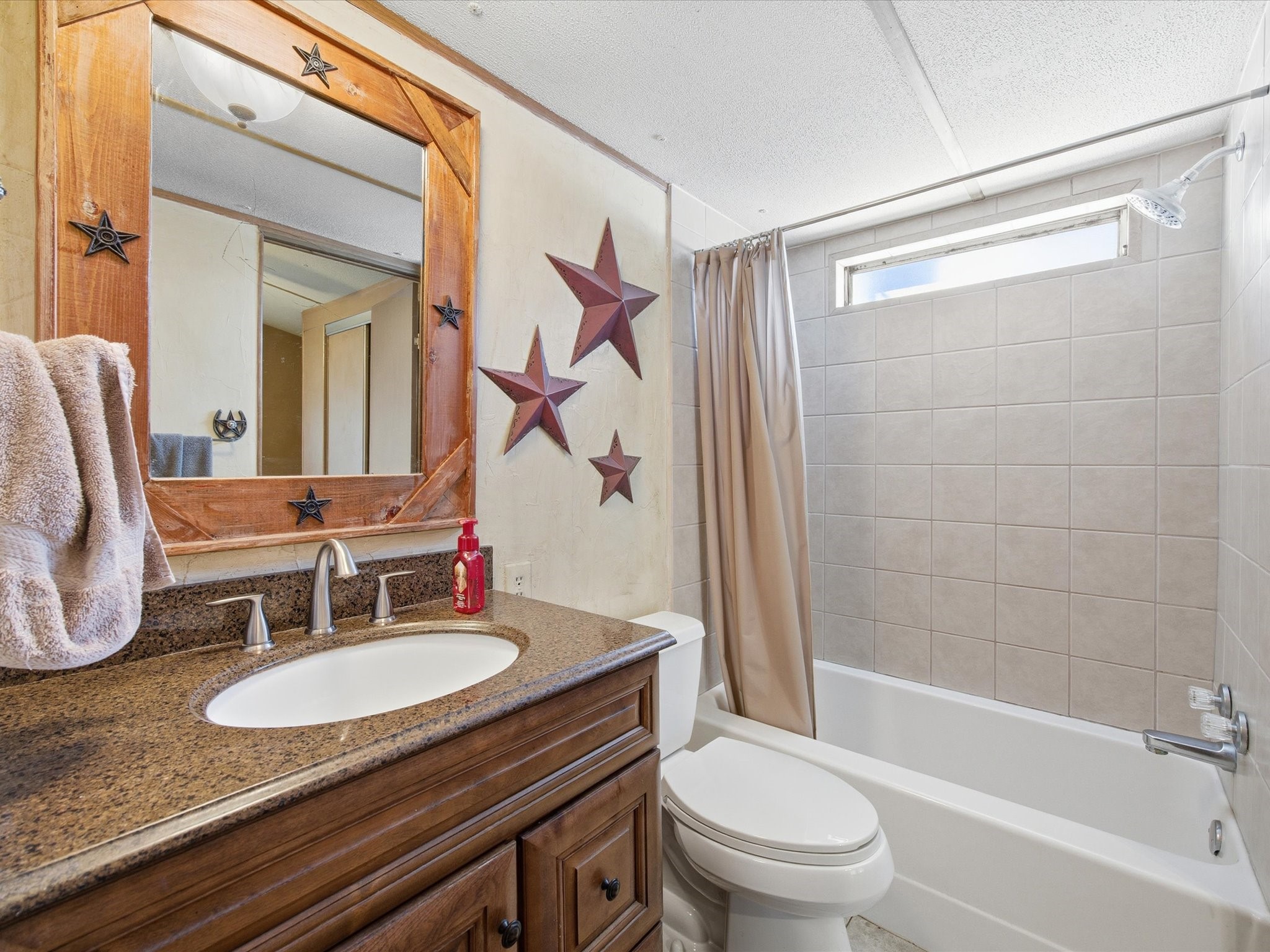 196 S Perch Road, Bowie, TX, 76230