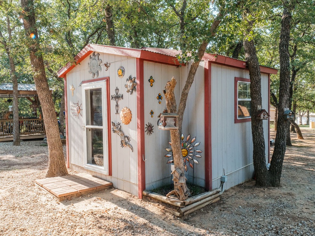 196 S Perch Road, Bowie, TX, 76230