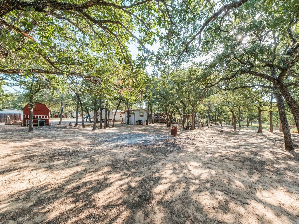 196 S Perch Road, Bowie, TX, 76230