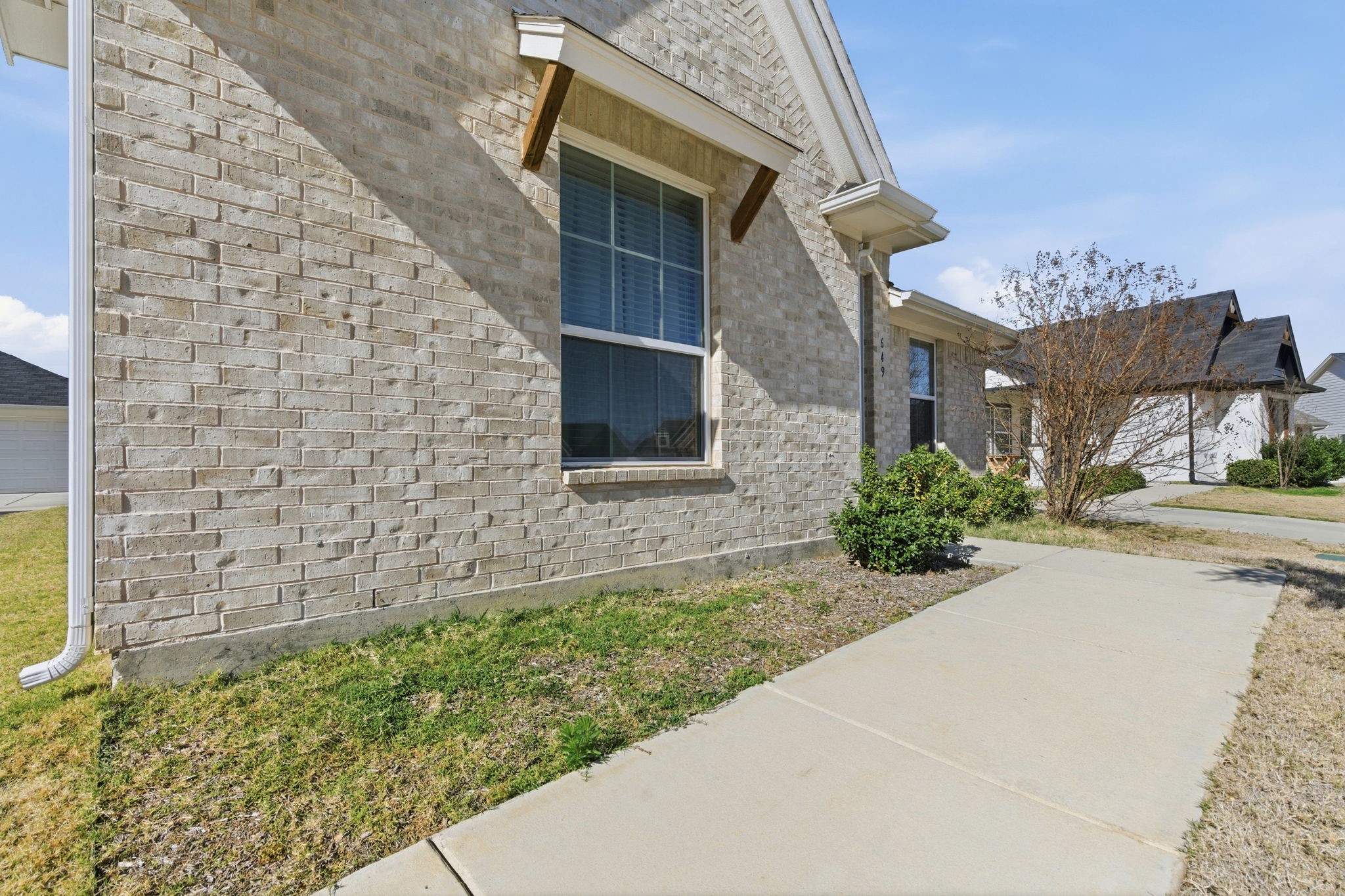 649 Charlotte Lane, Burleson, TX, 76028