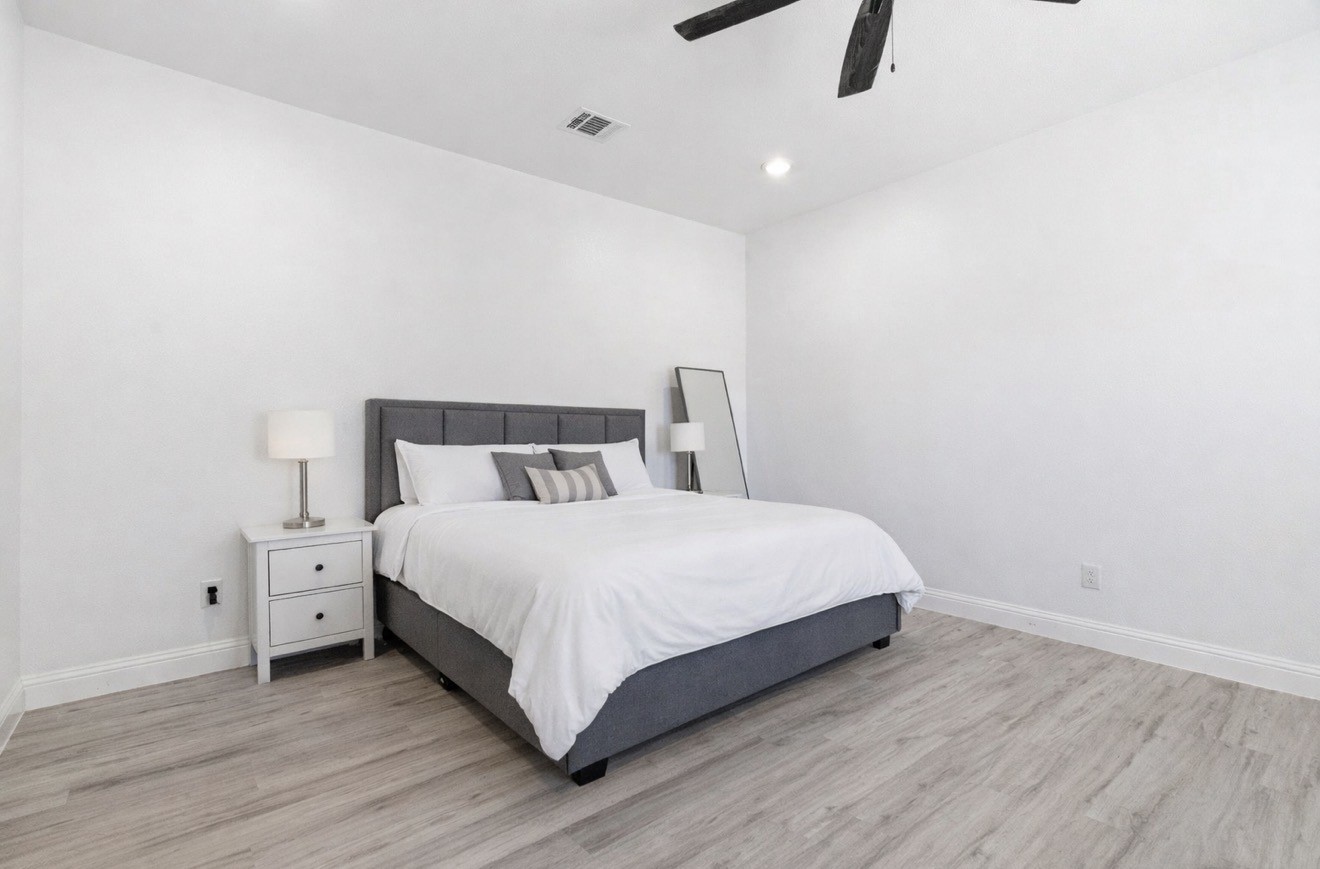 649 Charlotte Lane, Burleson, TX, 76028