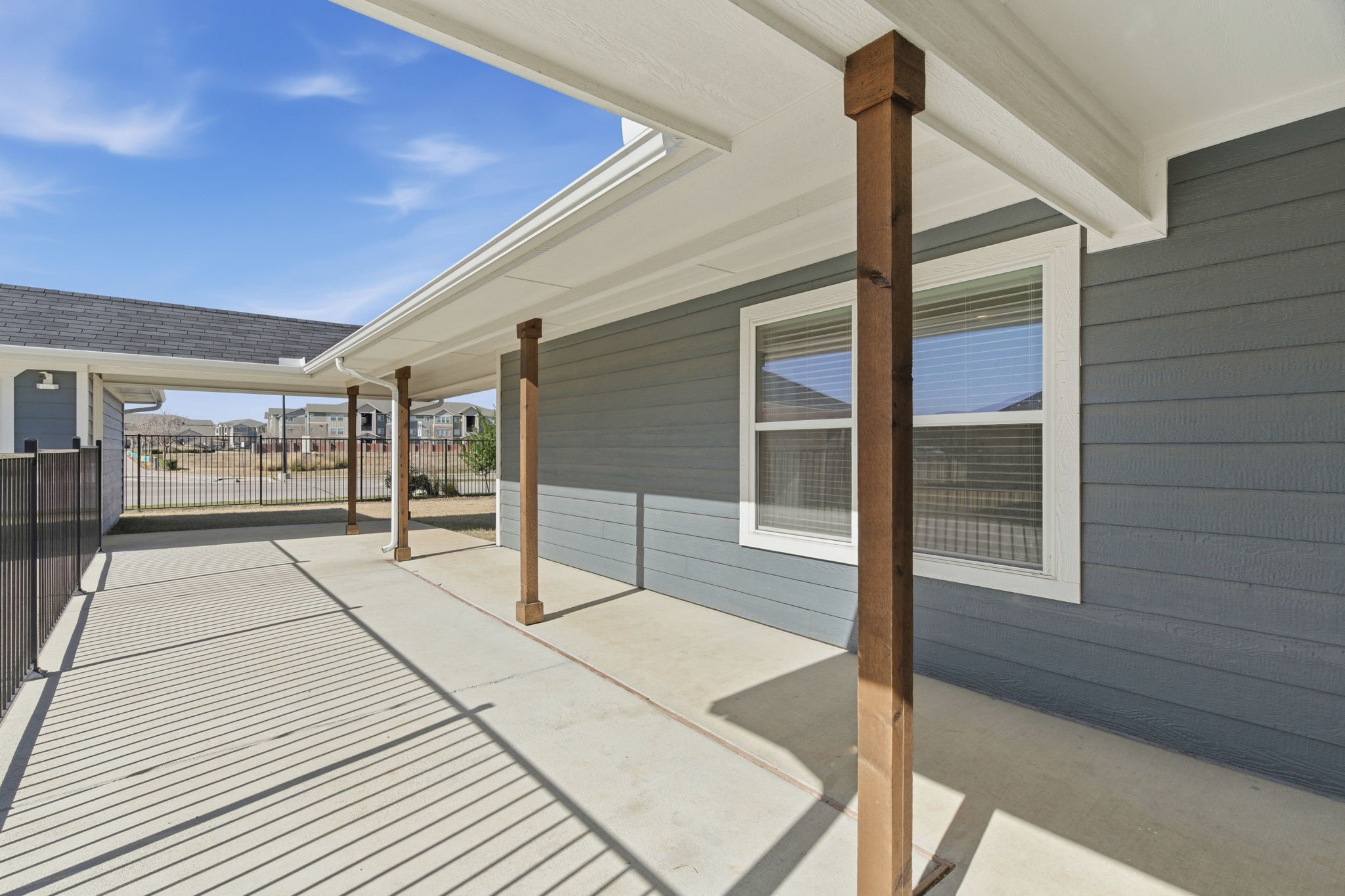 649 Charlotte Lane, Burleson, TX, 76028