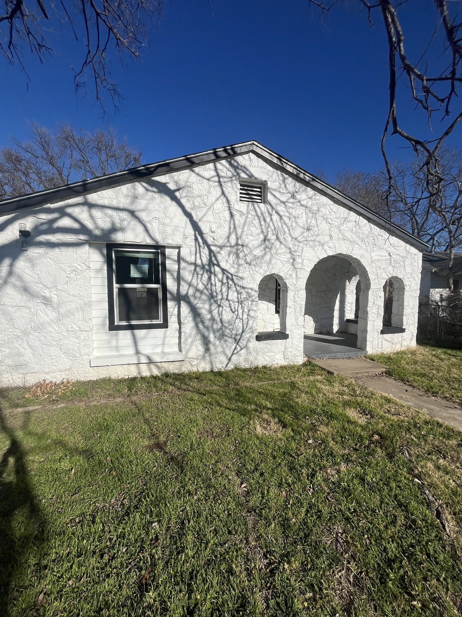 108 N Ash Street, Springtown, TX, 76082