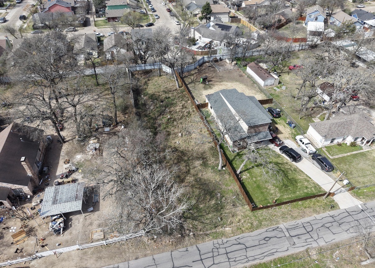 1913 Leroy Road, Dallas, TX, 75217