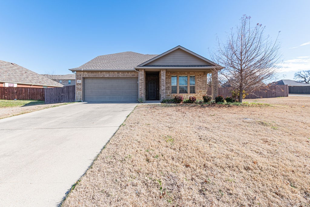 Property photo 01 of 6811 Gamecock Court, Greenville, TX 75402 | MLS #21155037