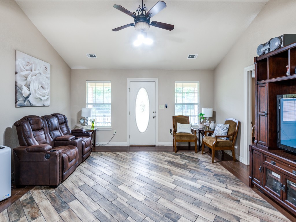 400 S Powell Street, Corsicana, TX, 75110