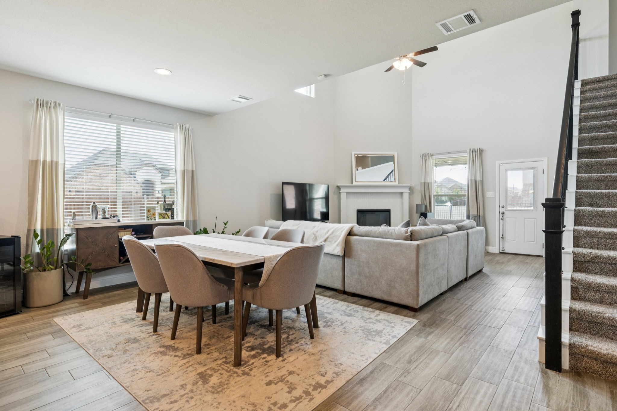622 Summer Grove Drive, Midlothian, TX, 76065