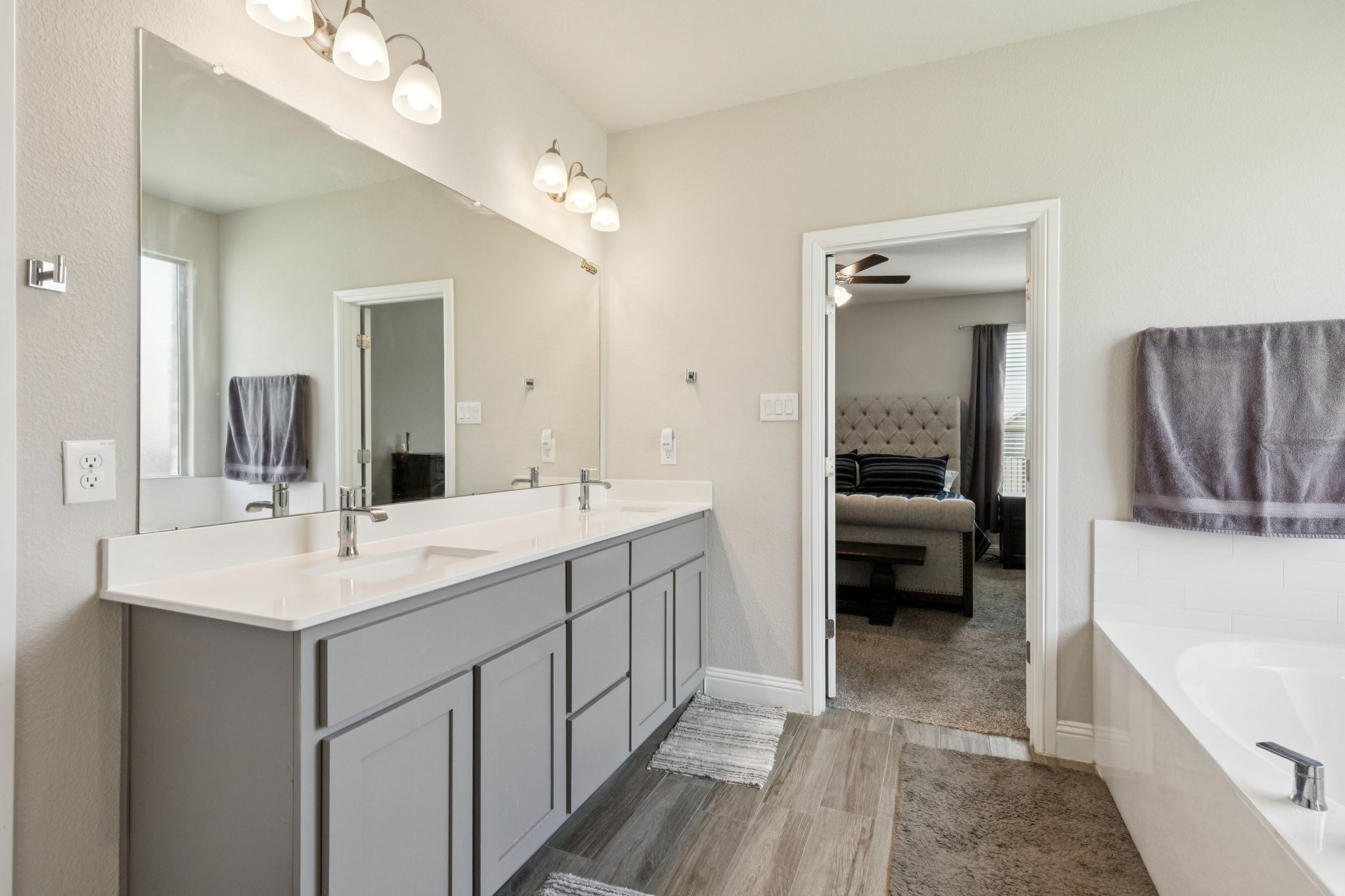 622 Summer Grove Drive, Midlothian, TX, 76065