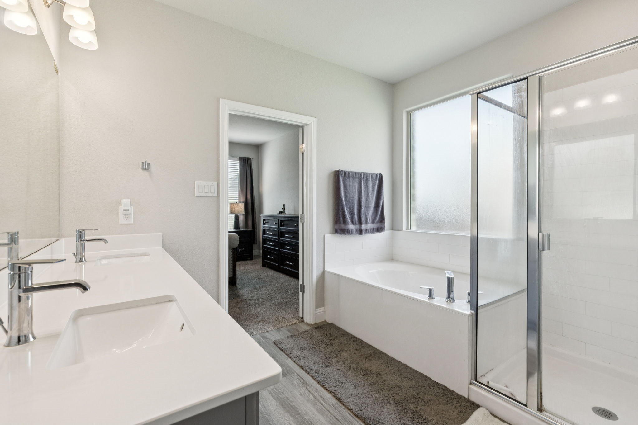622 Summer Grove Drive, Midlothian, TX, 76065