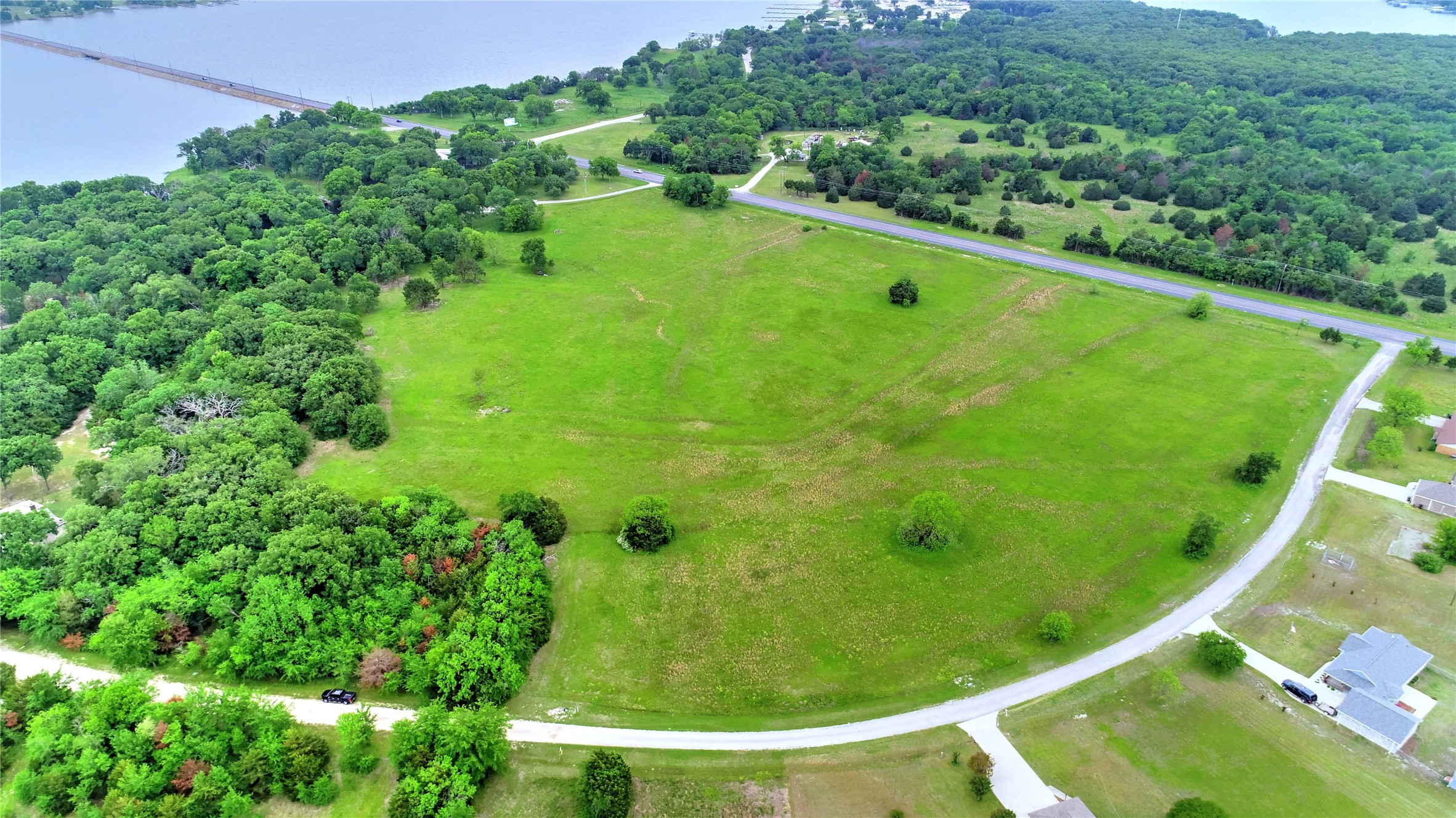 Property photo 01 of 00 Center Drive, Point, TX 75472 | MLS #21155726