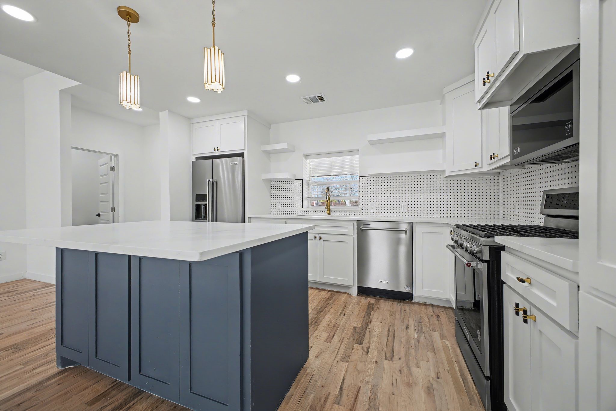 3503 Fontana Drive, Dallas, TX, 75220