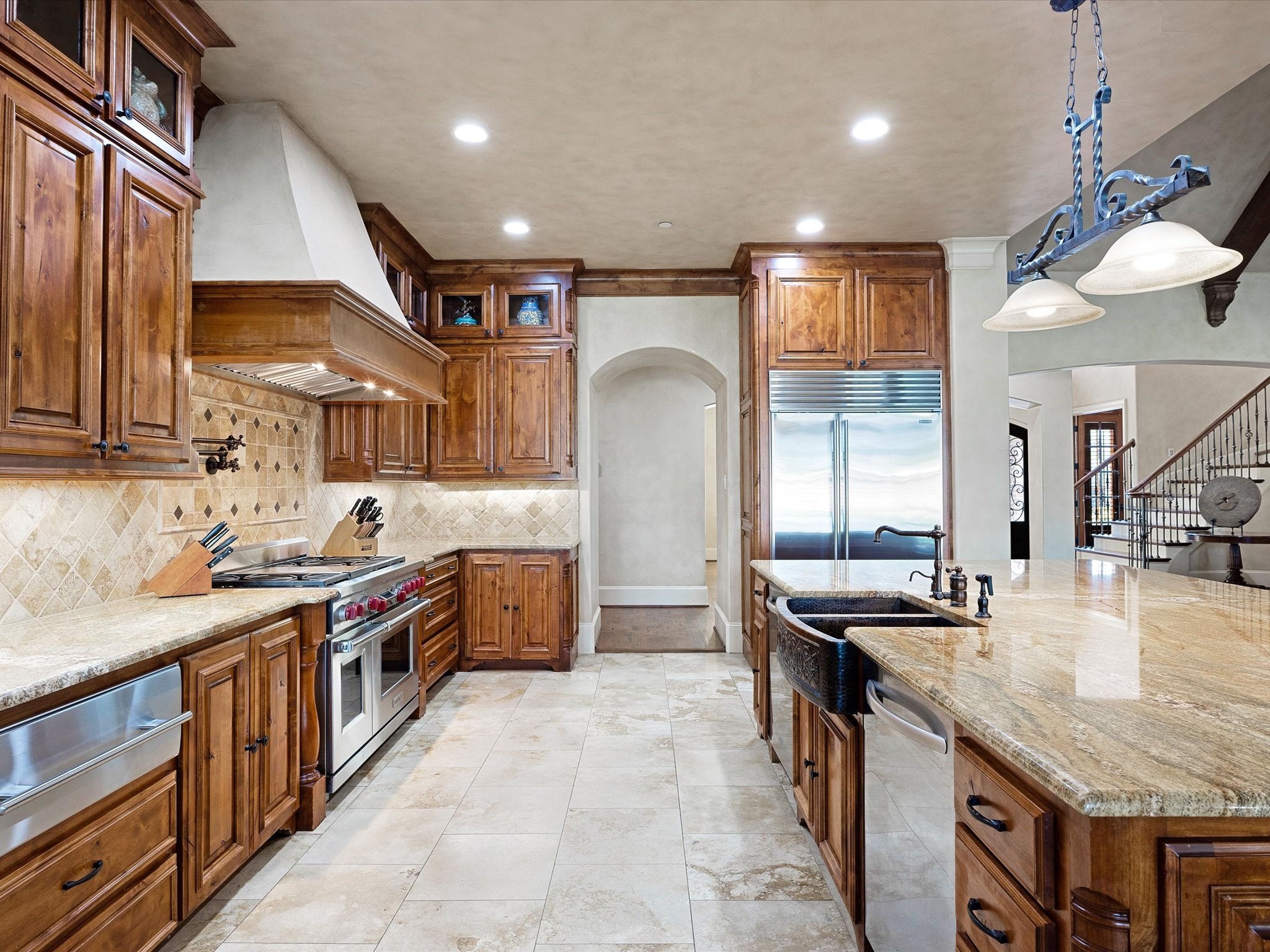 2965 S Sunbeck Circle, Farmers Branch, TX, 75234