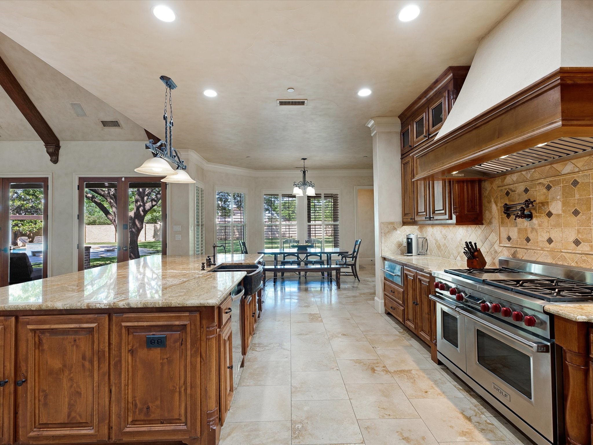 2965 S Sunbeck Circle, Farmers Branch, TX, 75234