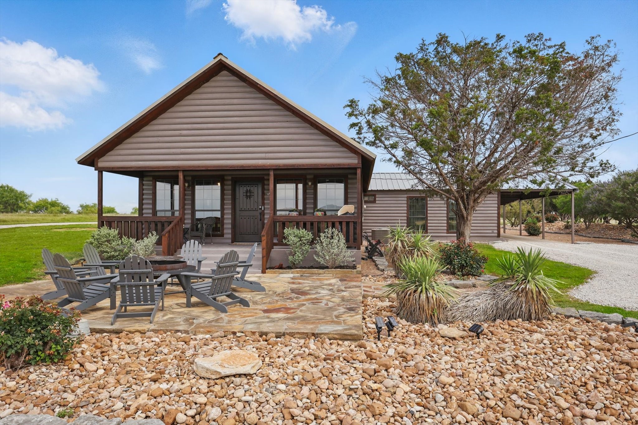 186 W Hells Gate Drive, Strawn, TX, 76475