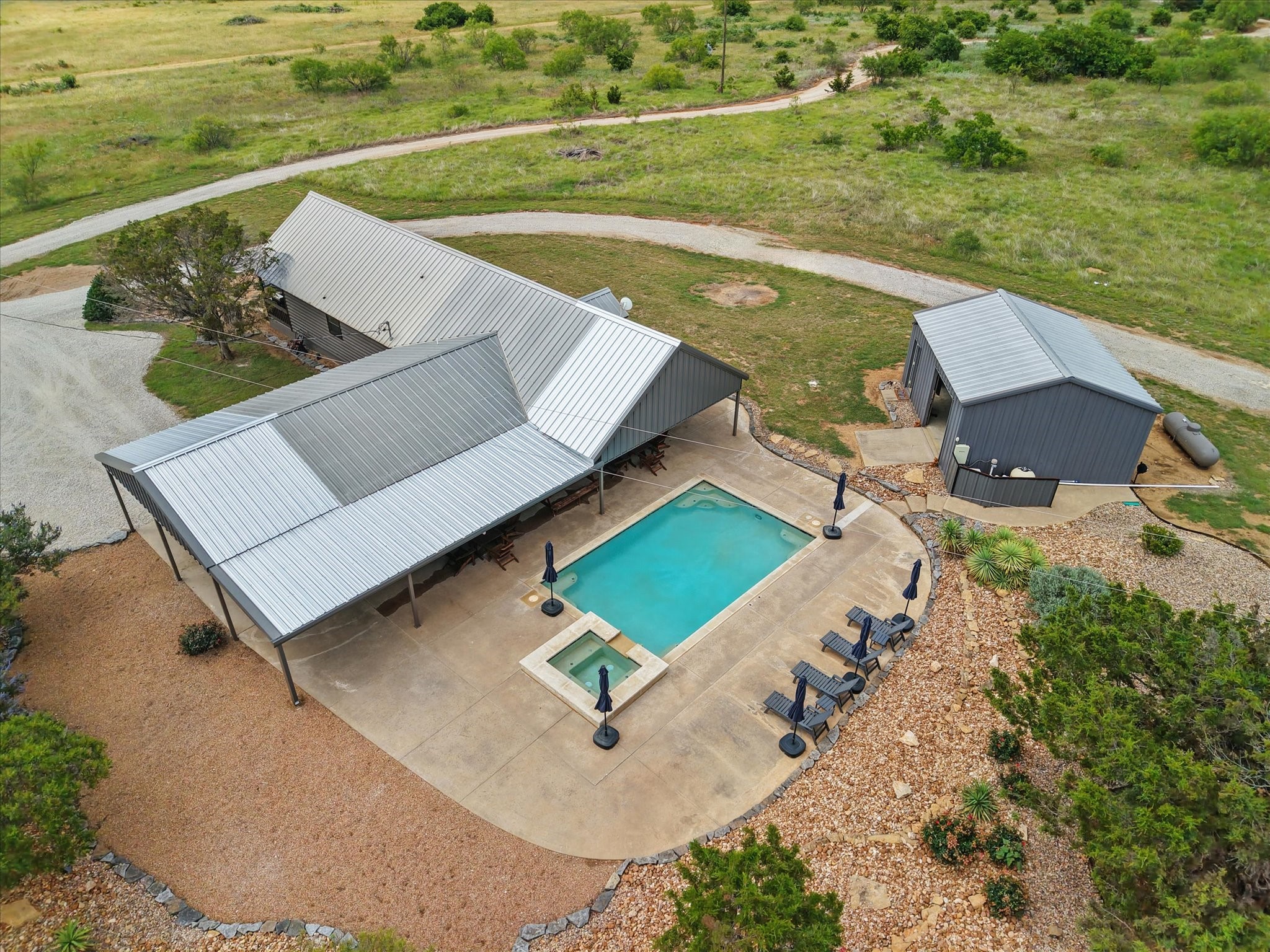 186 W Hells Gate Drive, Strawn, TX, 76475