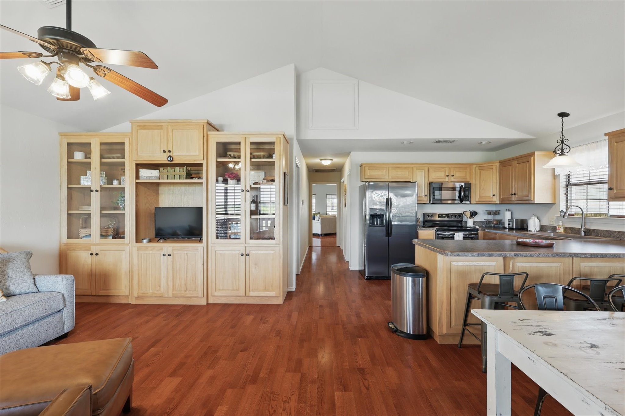 186 W Hells Gate Drive, Strawn, TX, 76475