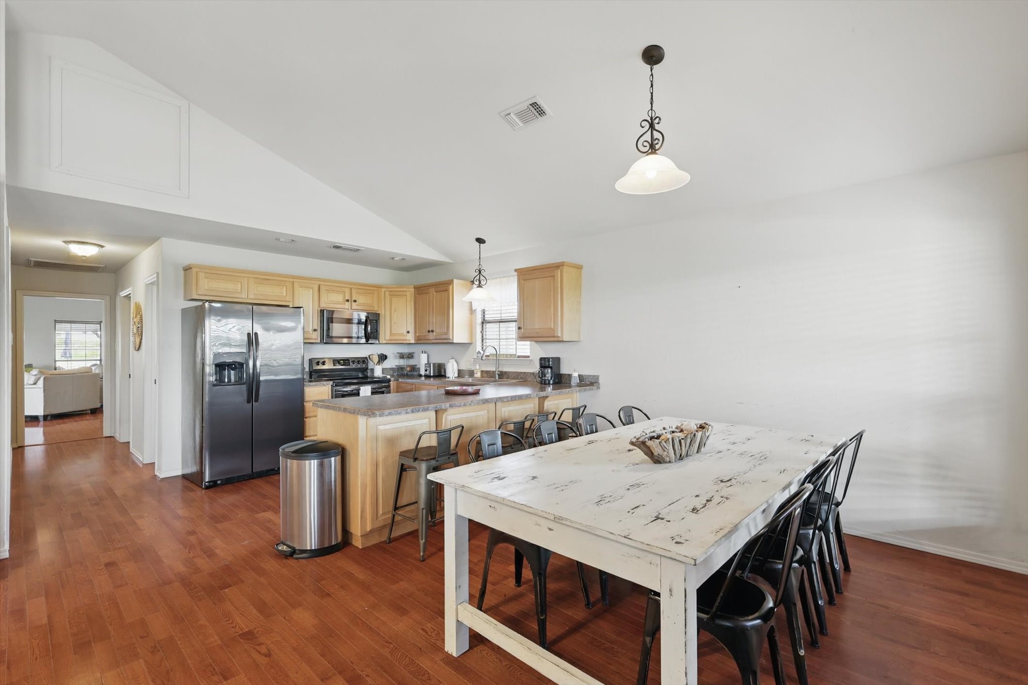 186 W Hells Gate Drive, Strawn, TX, 76475