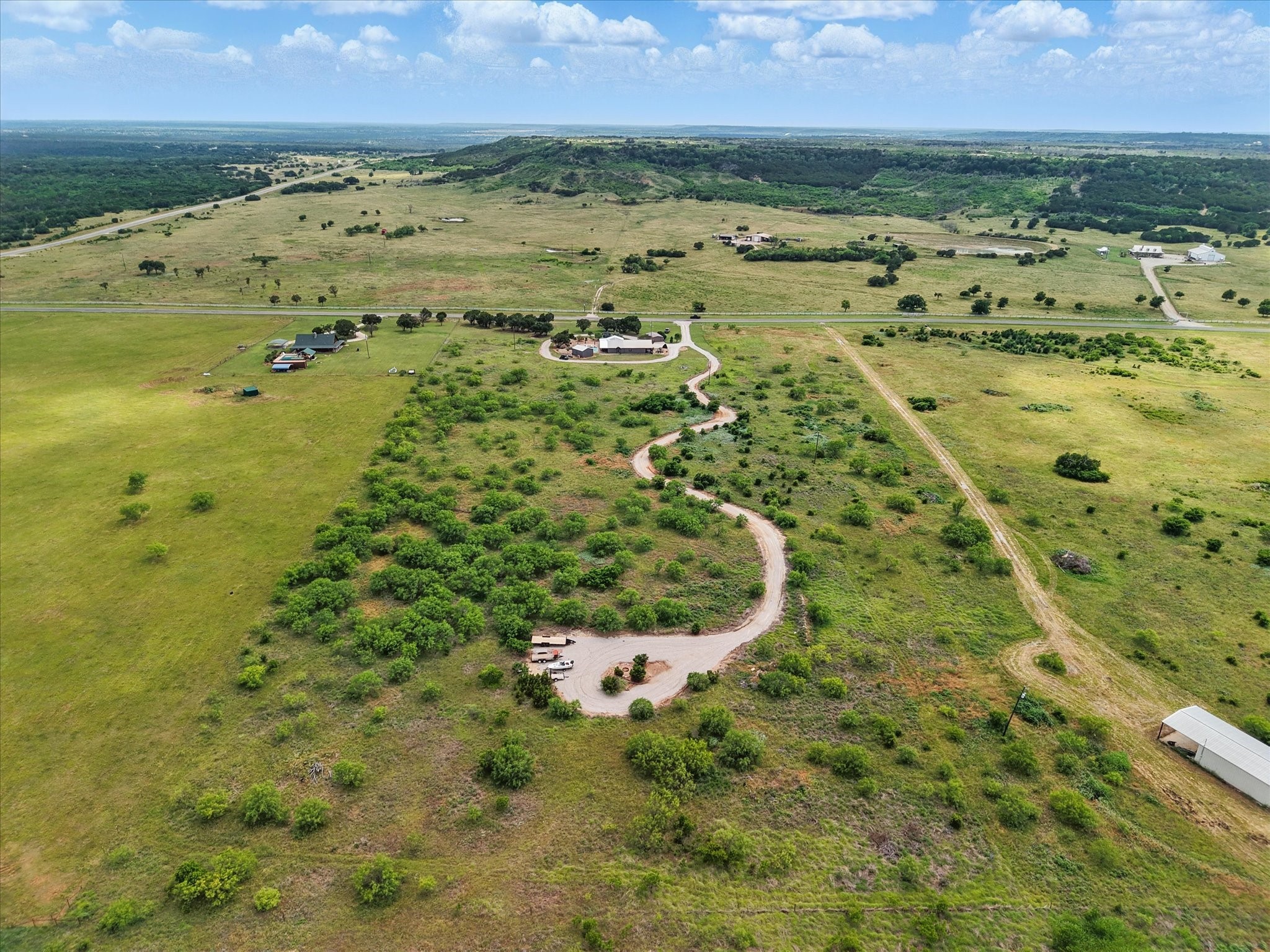 186 W Hells Gate Drive, Strawn, TX, 76475