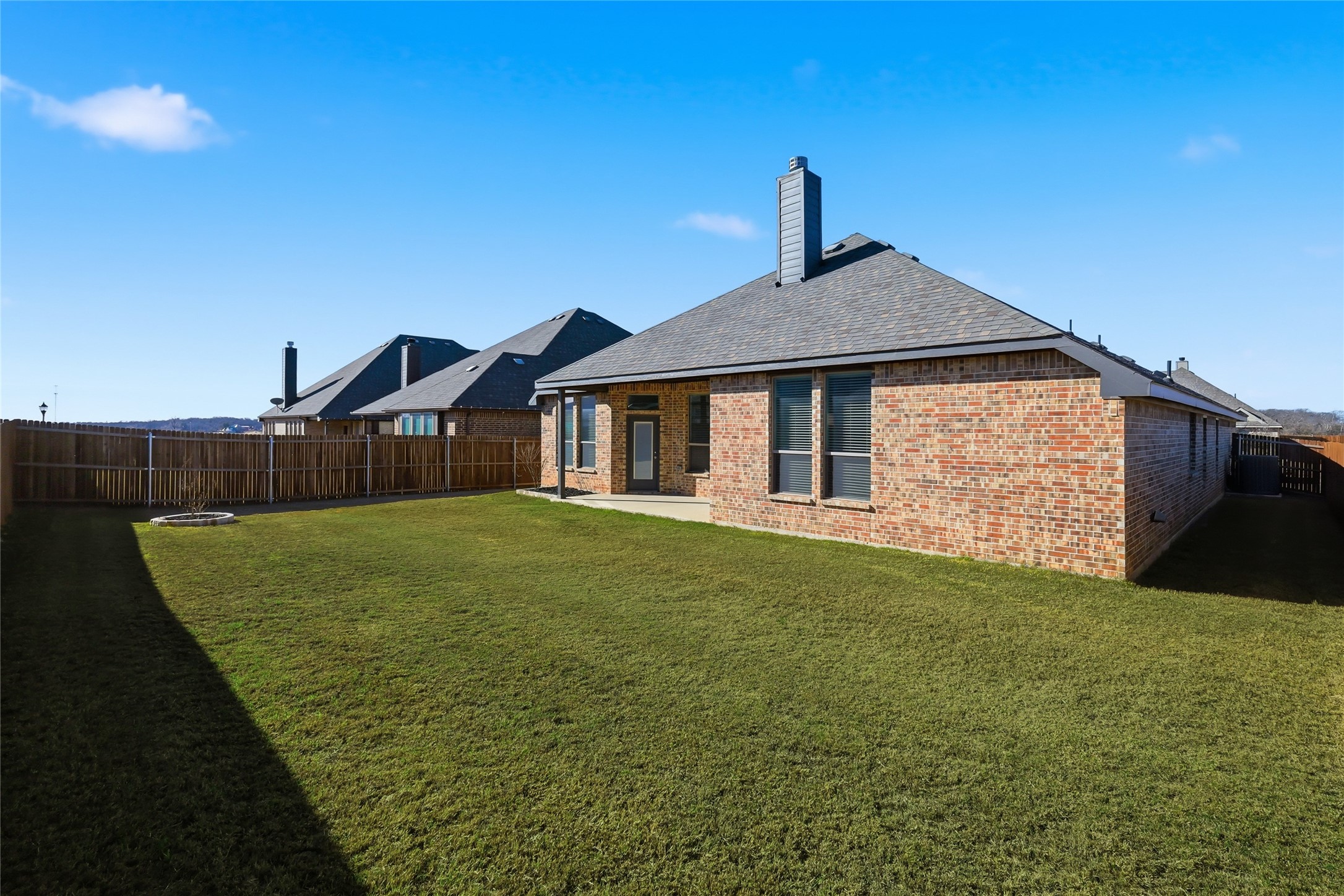 112 Mockingbird Hill, Joshua, TX, 76058