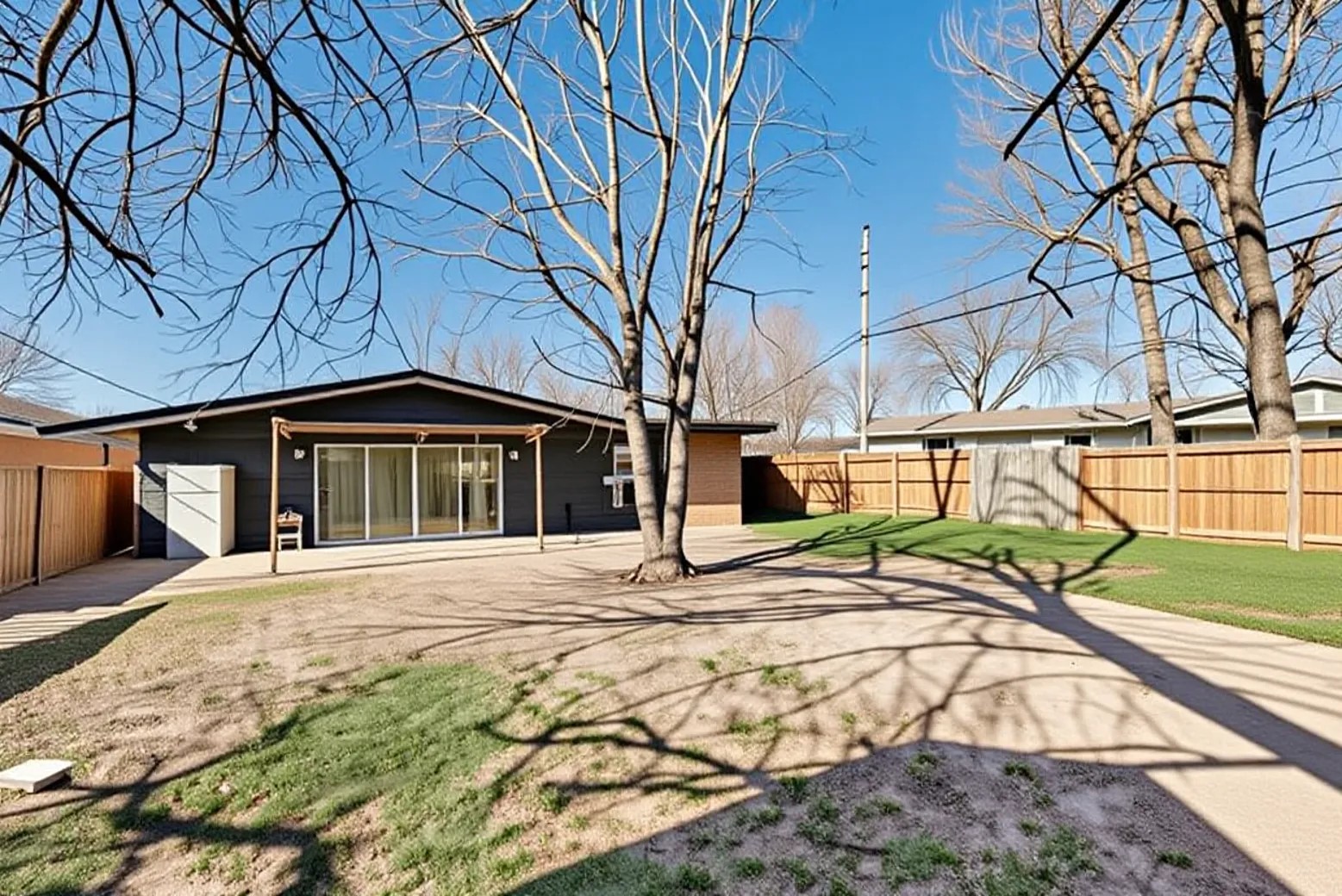 302 Meadow Drive, Gainesville, TX, 76240