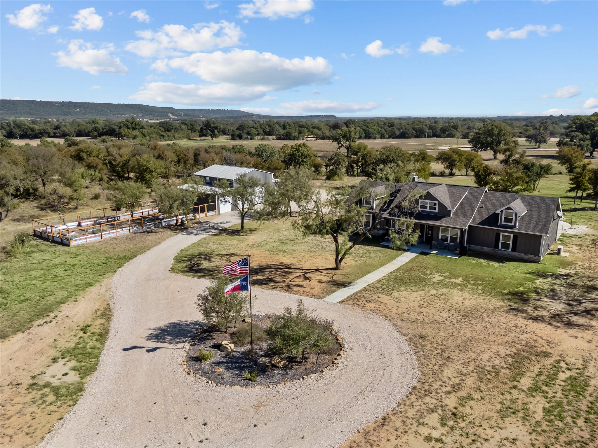 805 Carter Lane, Santo, TX, 76472