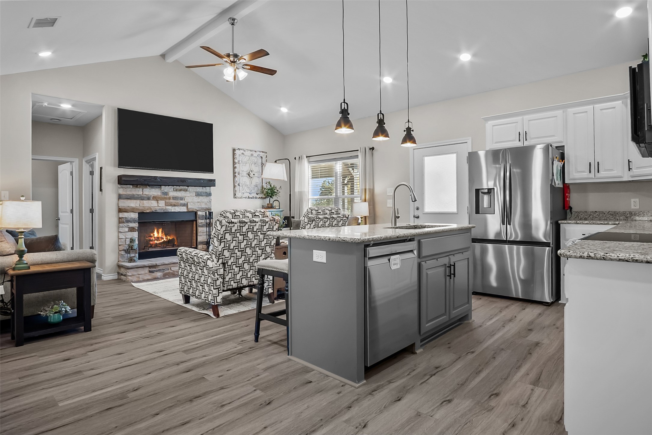 805 Carter Lane, Santo, TX, 76472