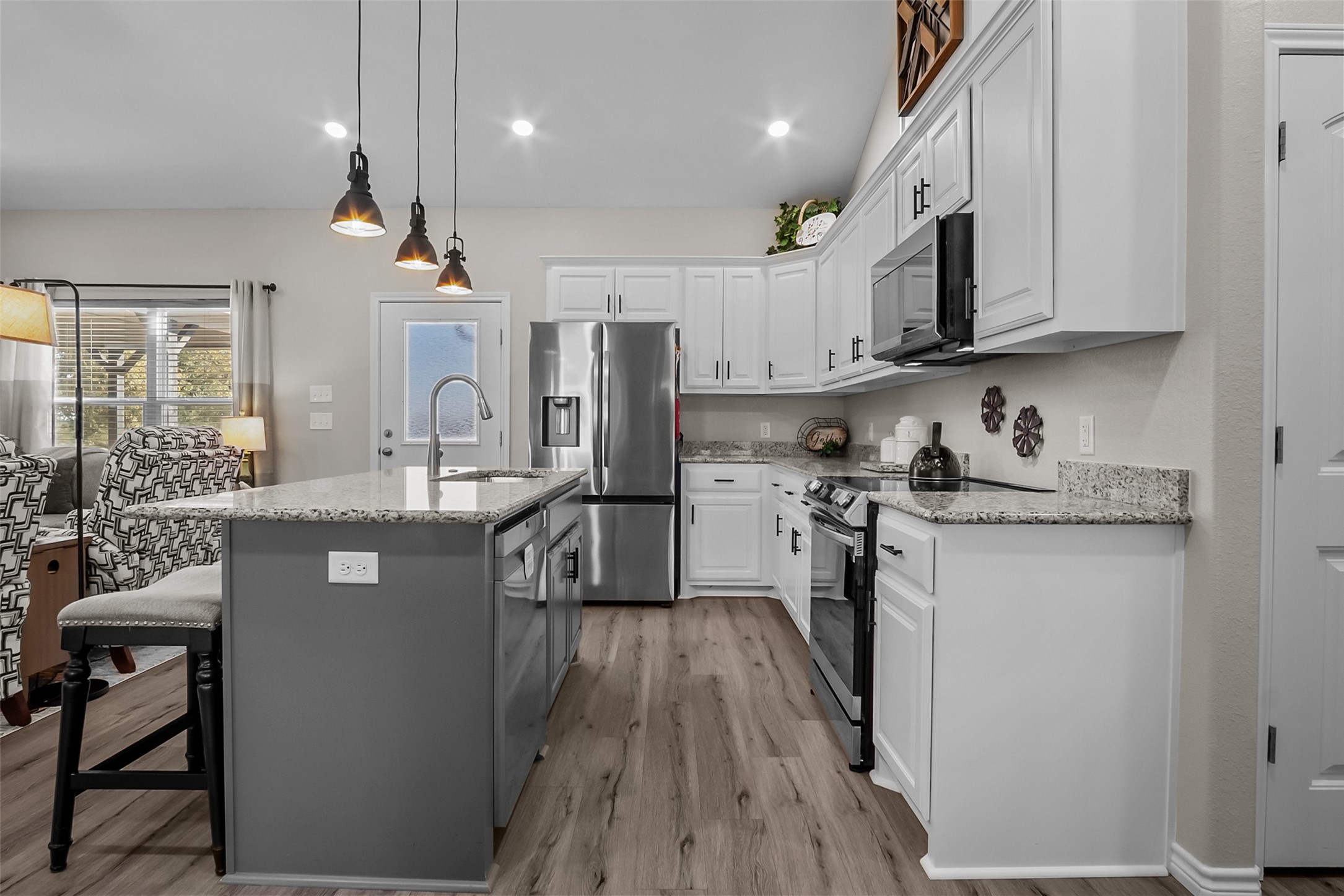 805 Carter Lane, Santo, TX, 76472
