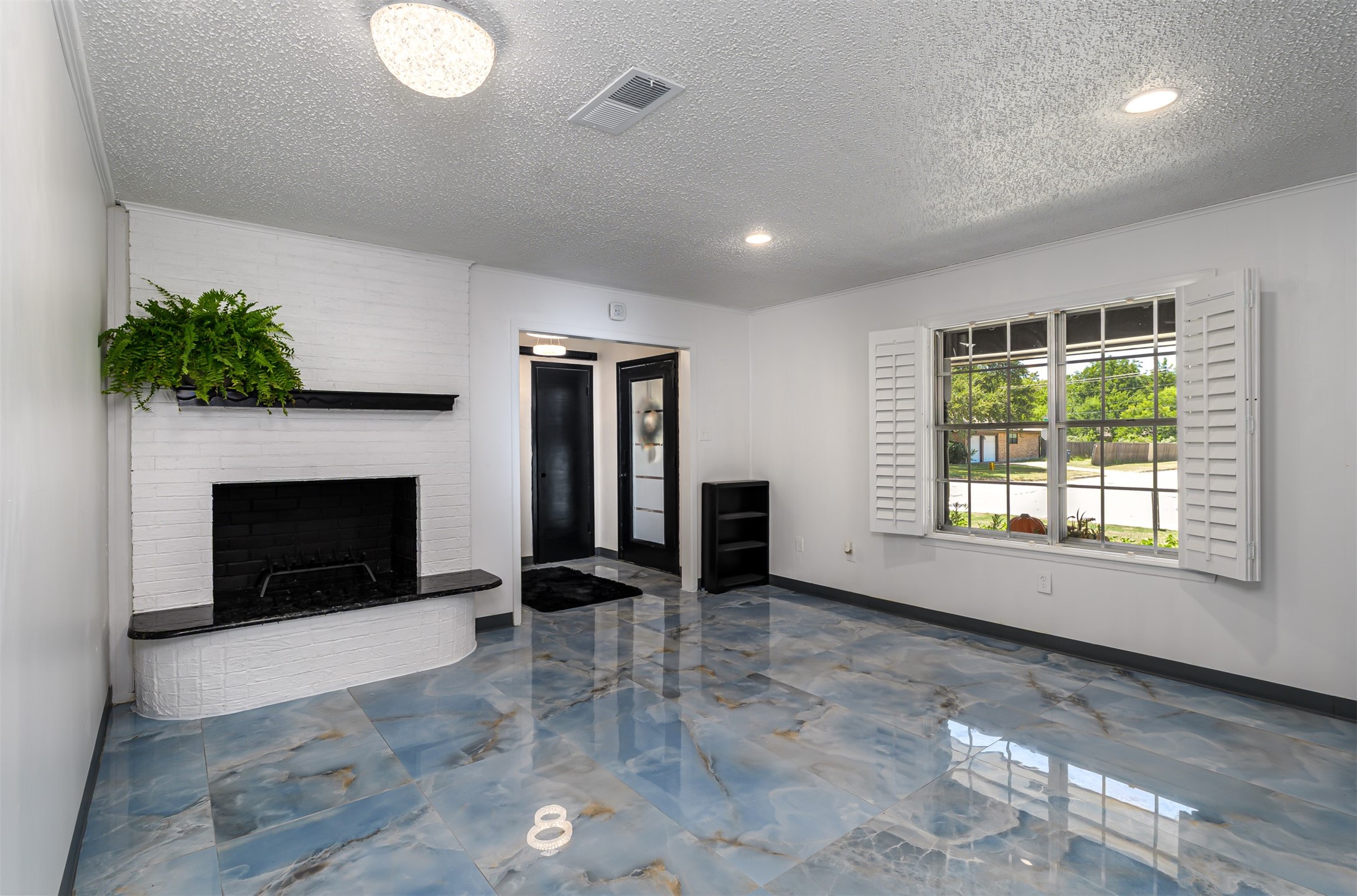 5013 South Drive, Fort Worth, TX, 76132
