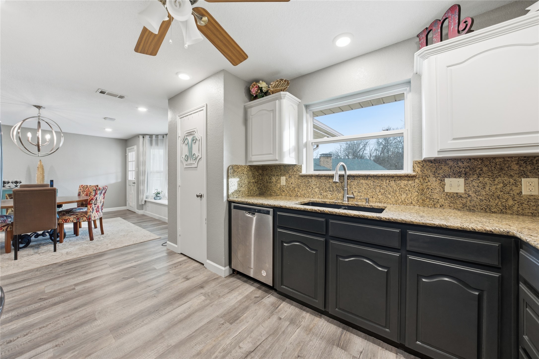 Property photo 03 of 111 Havenwood Drive Enchanted, Oaks, TX 75156 | MLS #21157238
