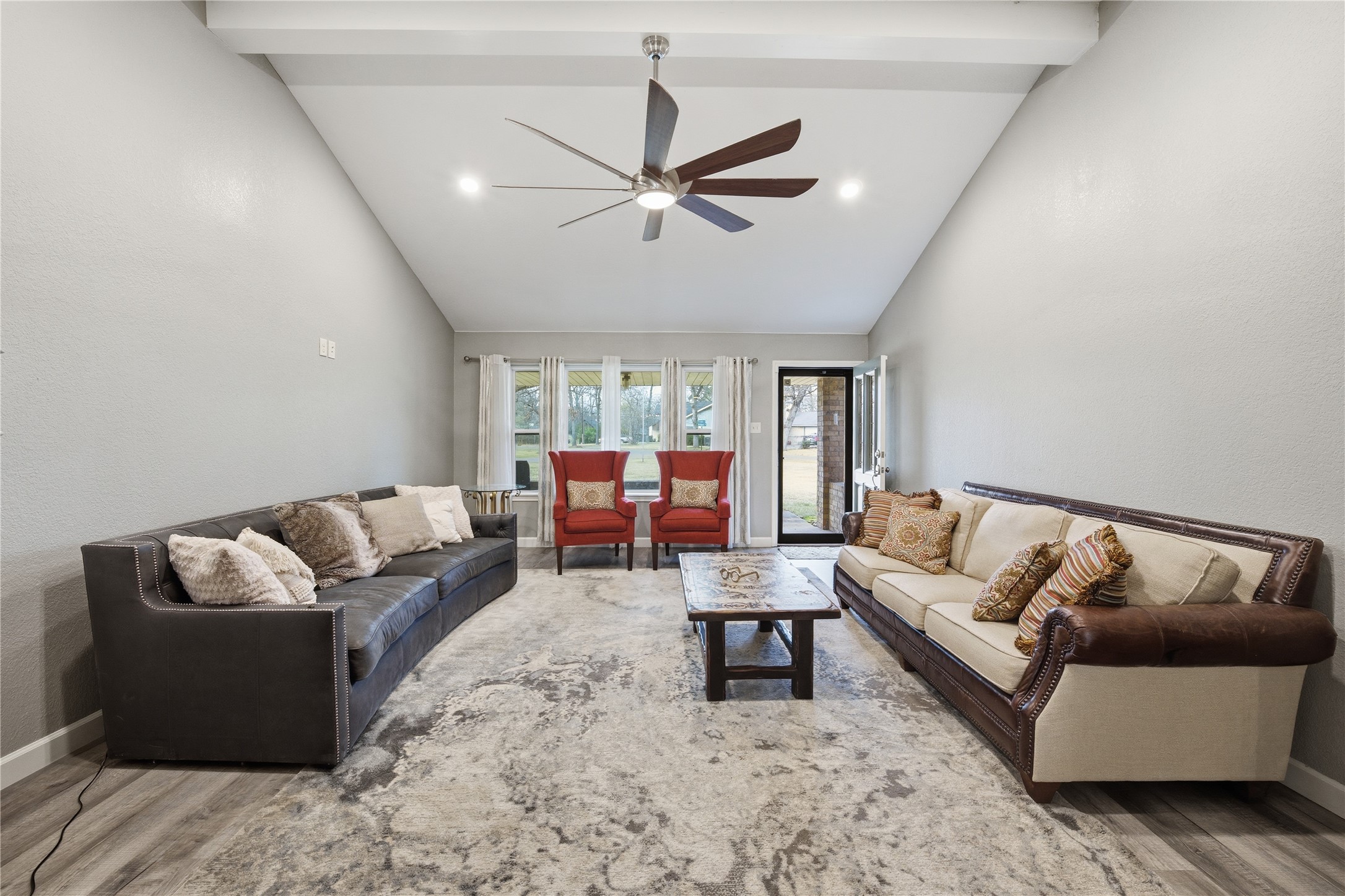 111 Havenwood Drive, Enchanted Oaks, TX, 75156