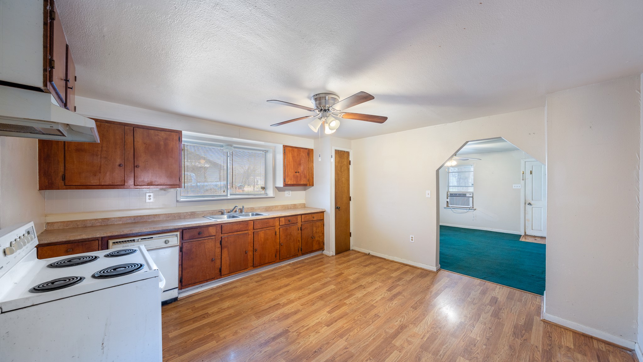 120 Davis Road, Combine, TX, 75159