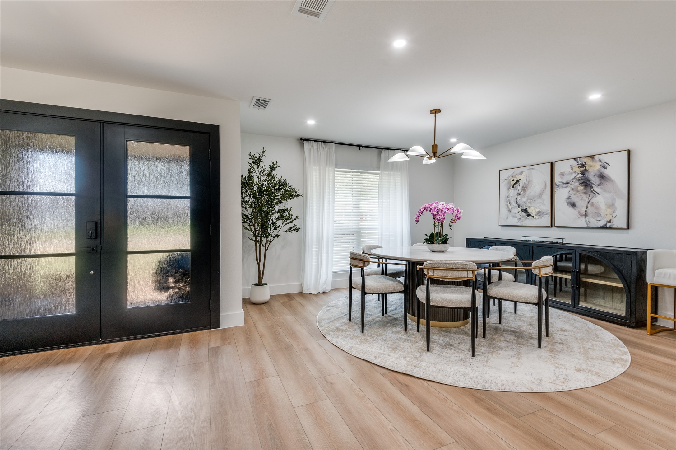 3895 Antigua Circle, Dallas, TX, 75244