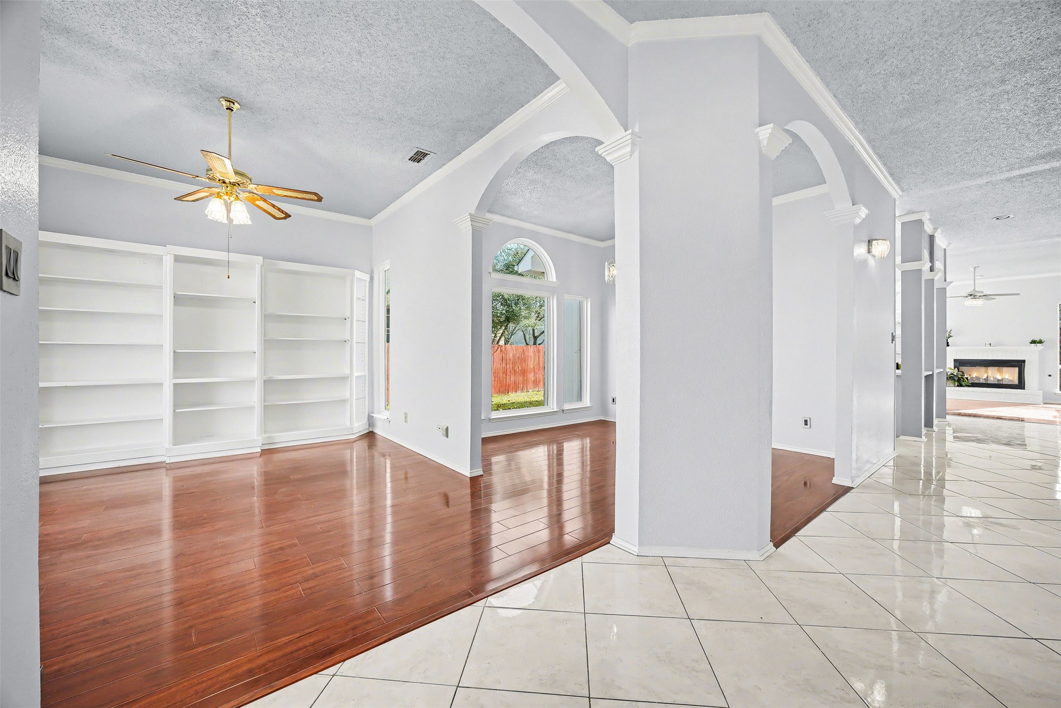 1132 Devonshire Drive, Desoto, TX, 75115