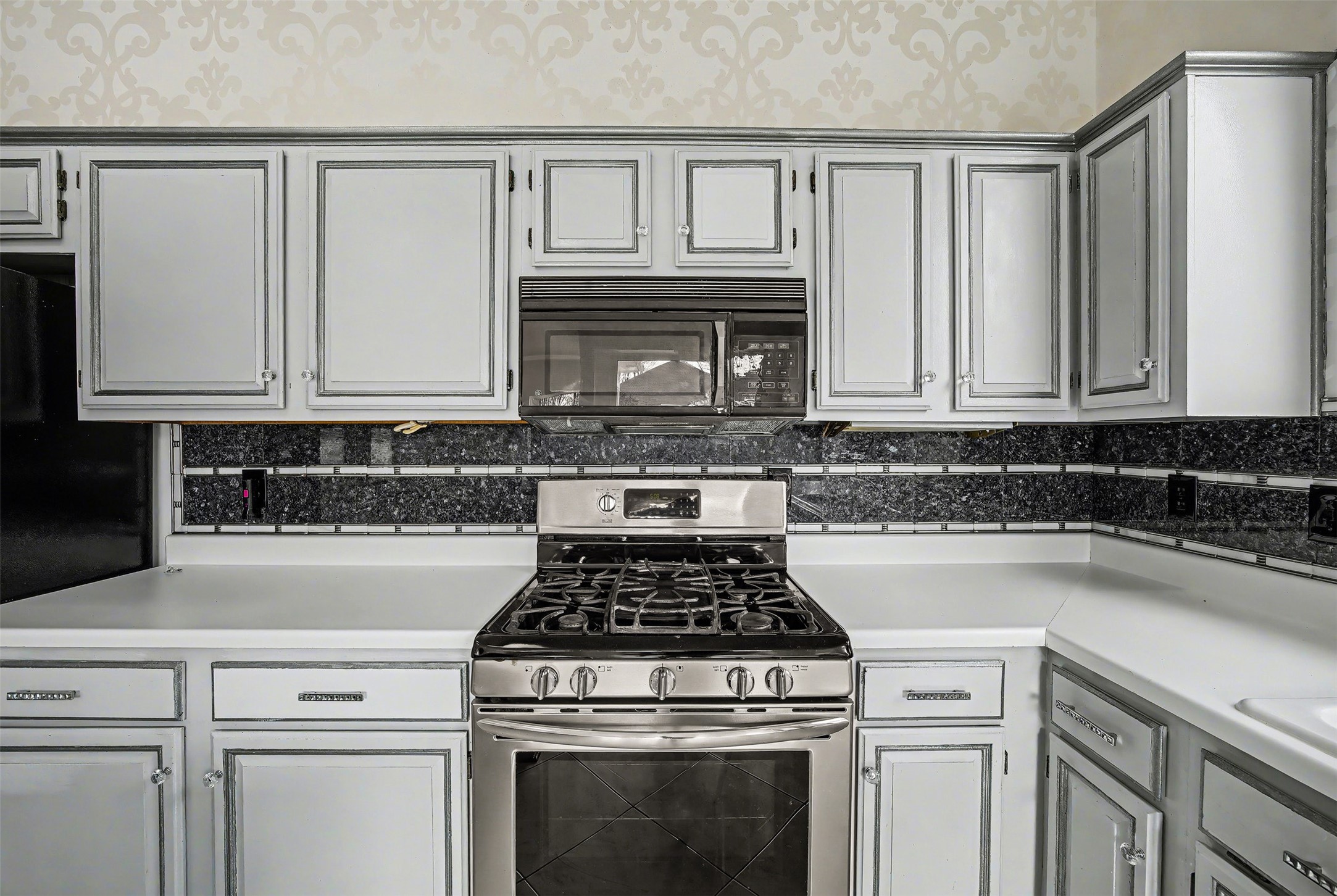 1132 Devonshire Drive, Desoto, TX, 75115