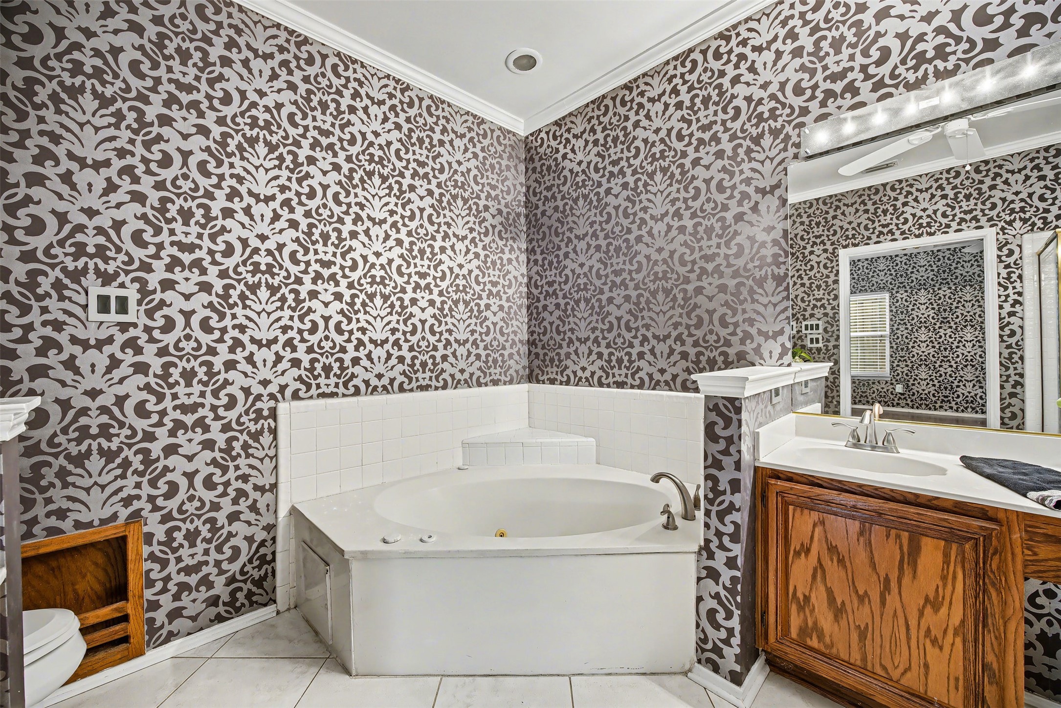 1132 Devonshire Drive, Desoto, TX, 75115