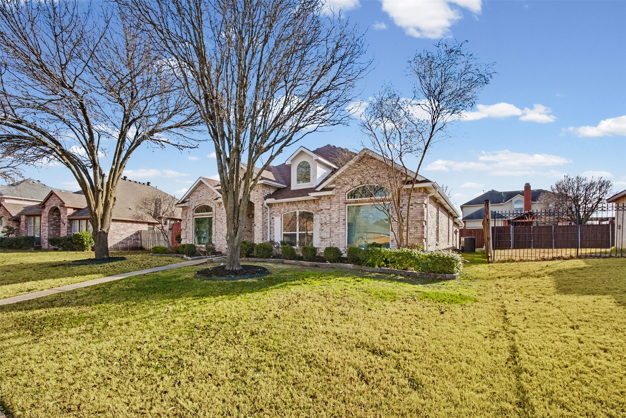1132 Devonshire Drive, Desoto, TX, 75115