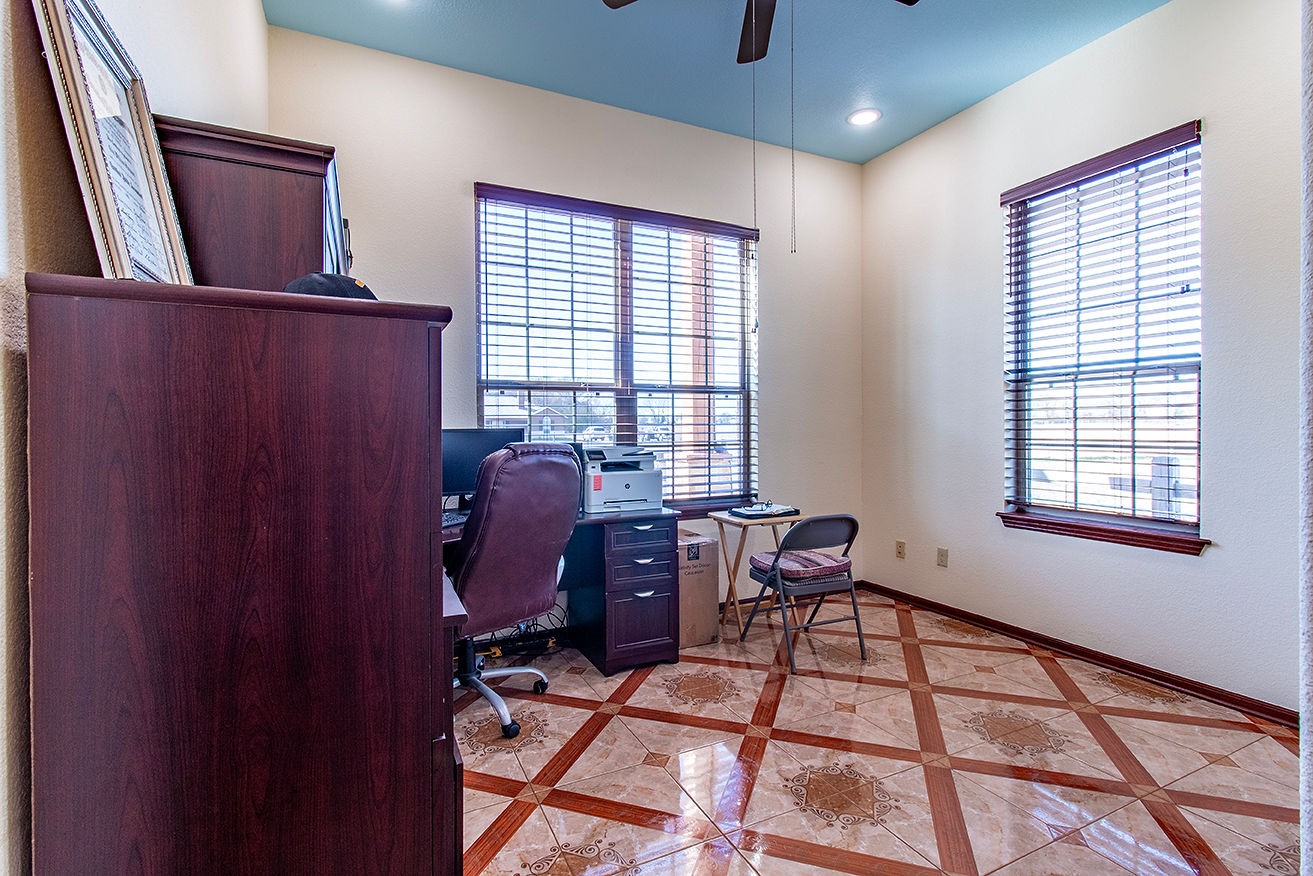 6045 Vz County Road 1110, Grand Saline, TX, 75140
