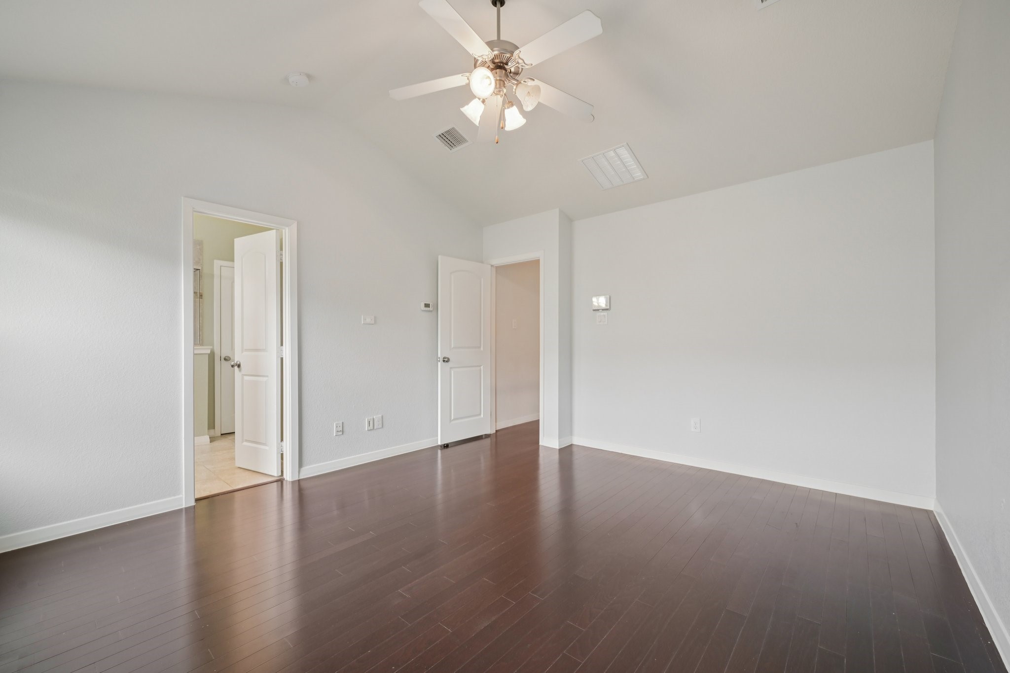 3934 Amberwood Drive, Addison, TX, 75001