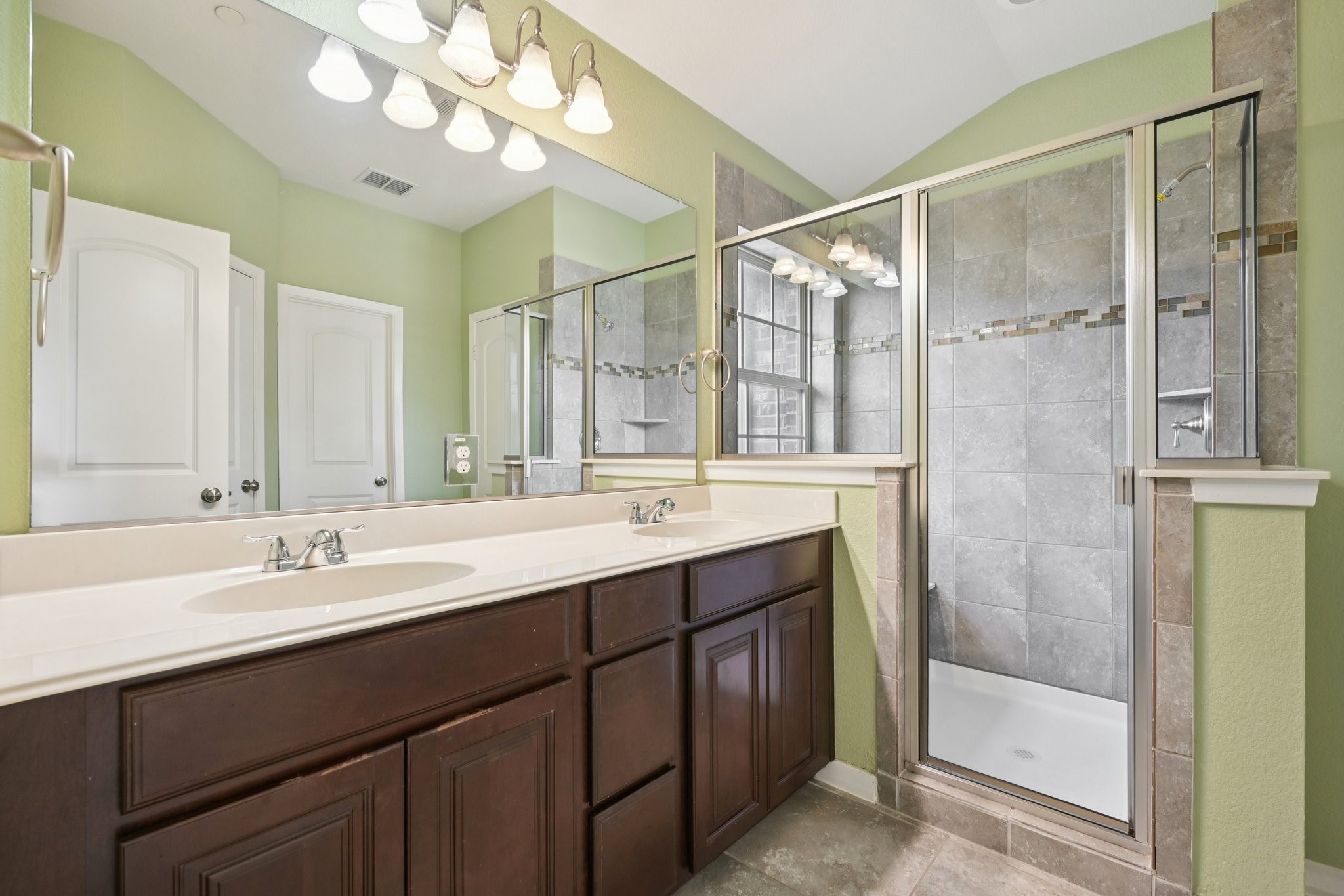 3934 Amberwood Drive, Addison, TX, 75001