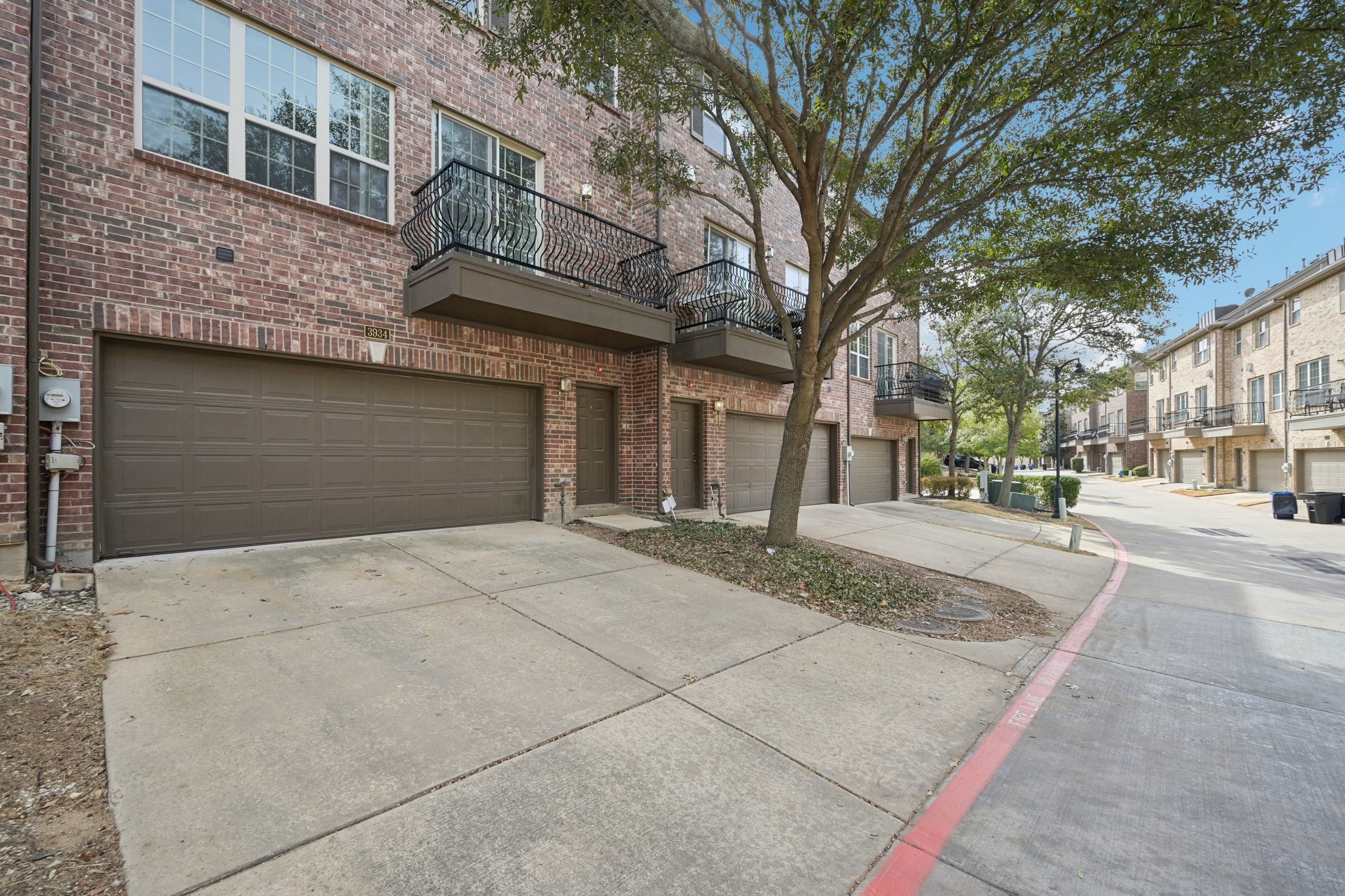 3934 Amberwood Drive, Addison, TX, 75001