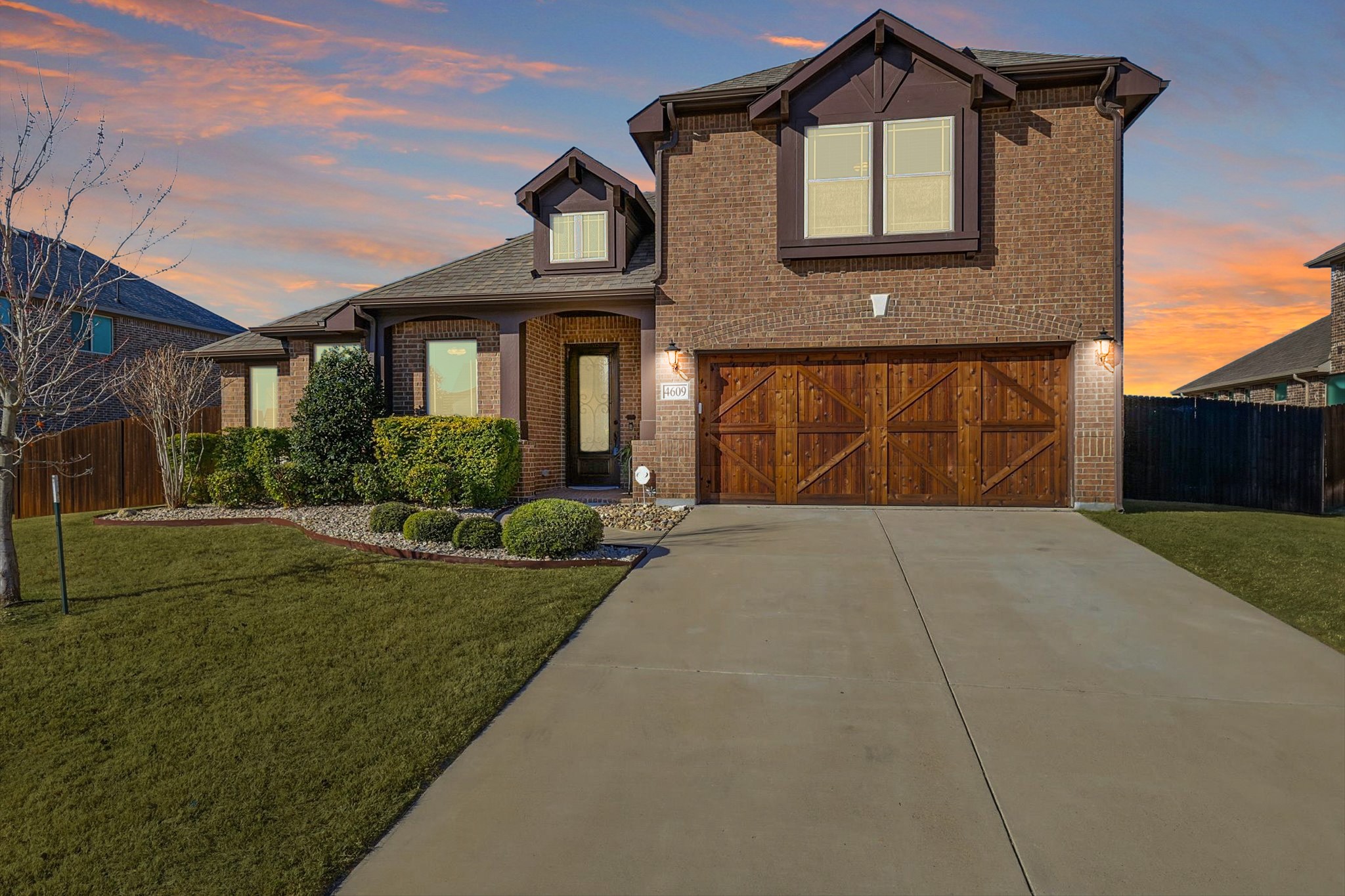 Property photo 03 of 4609 Jasmine Trail, Midlothian, TX 76065 | MLS #21157899