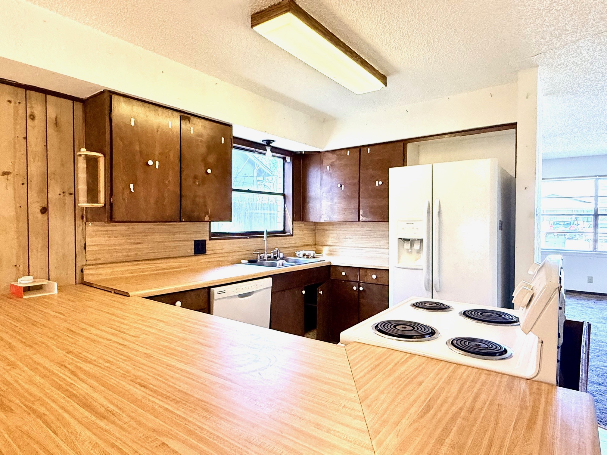Property photo 02 of 1954 E Booth Street, Paris, TX 75460 | MLS #21158169