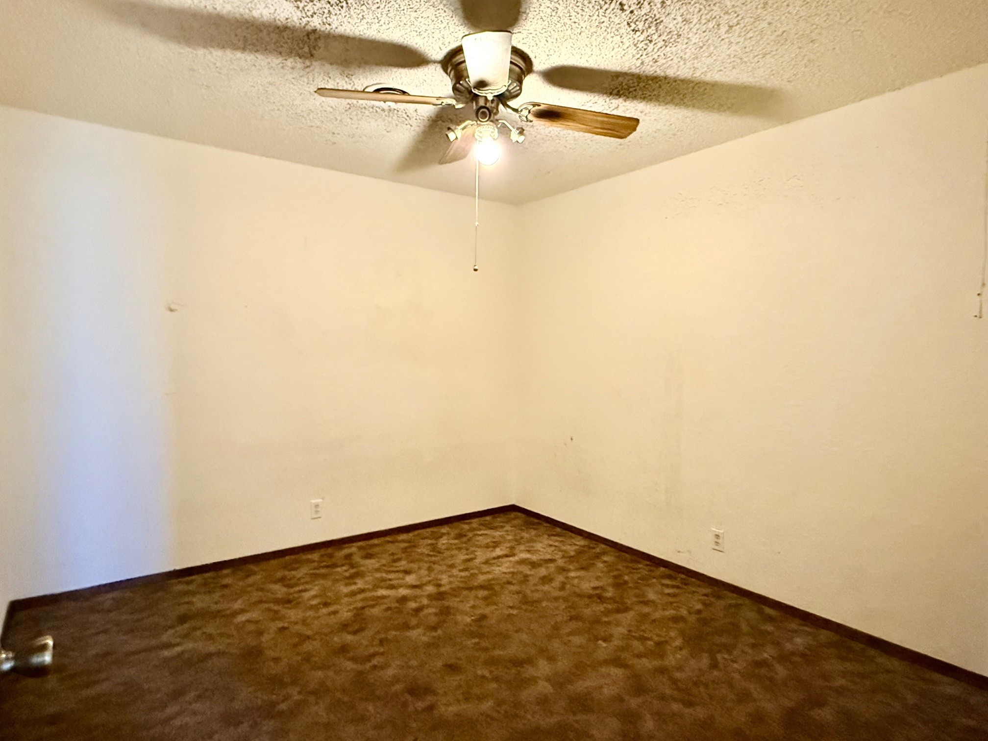 1954 E Booth Street, Paris, TX, 75460