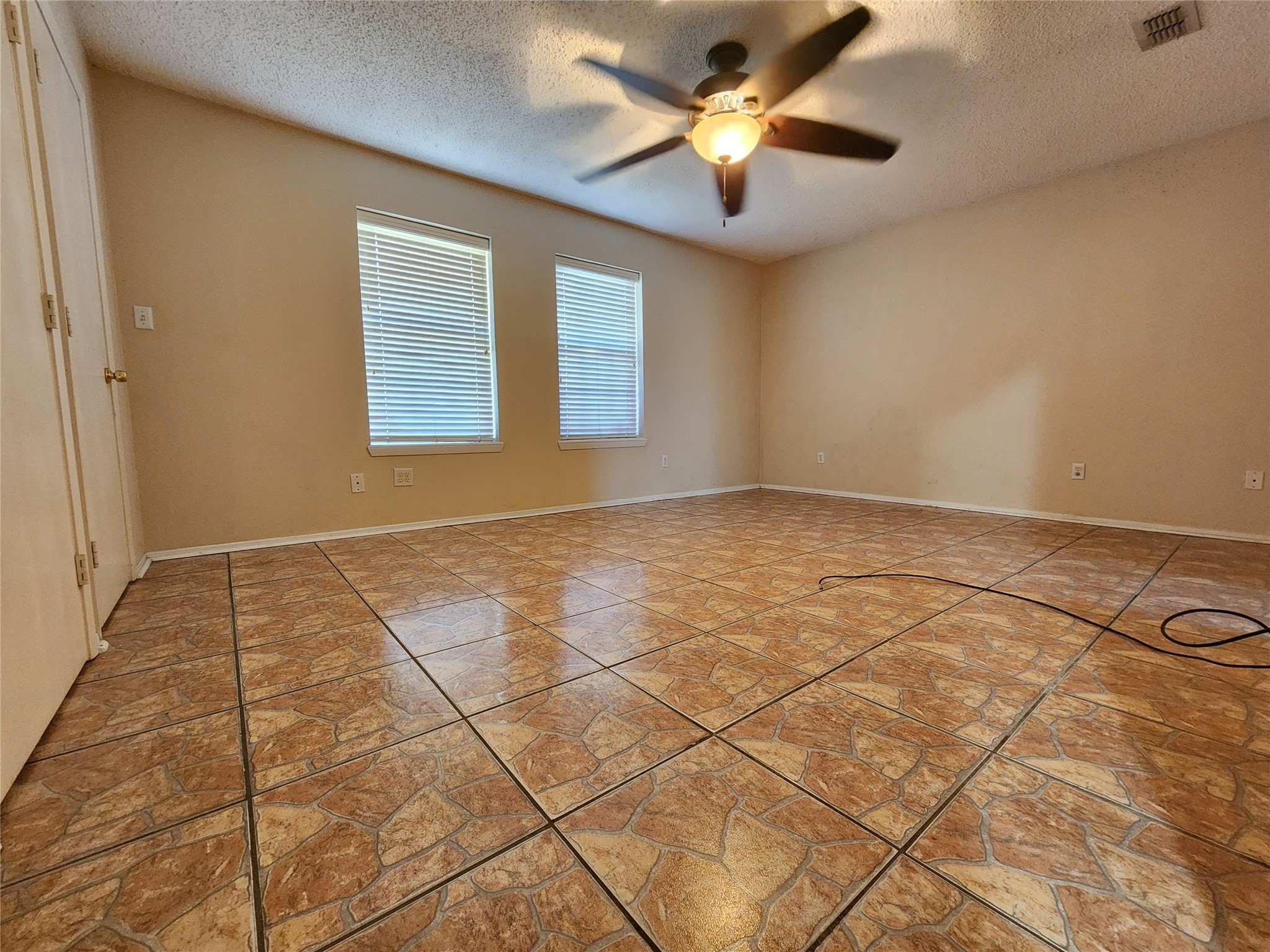 230 County Road 2302, Mineola, TX, 75773