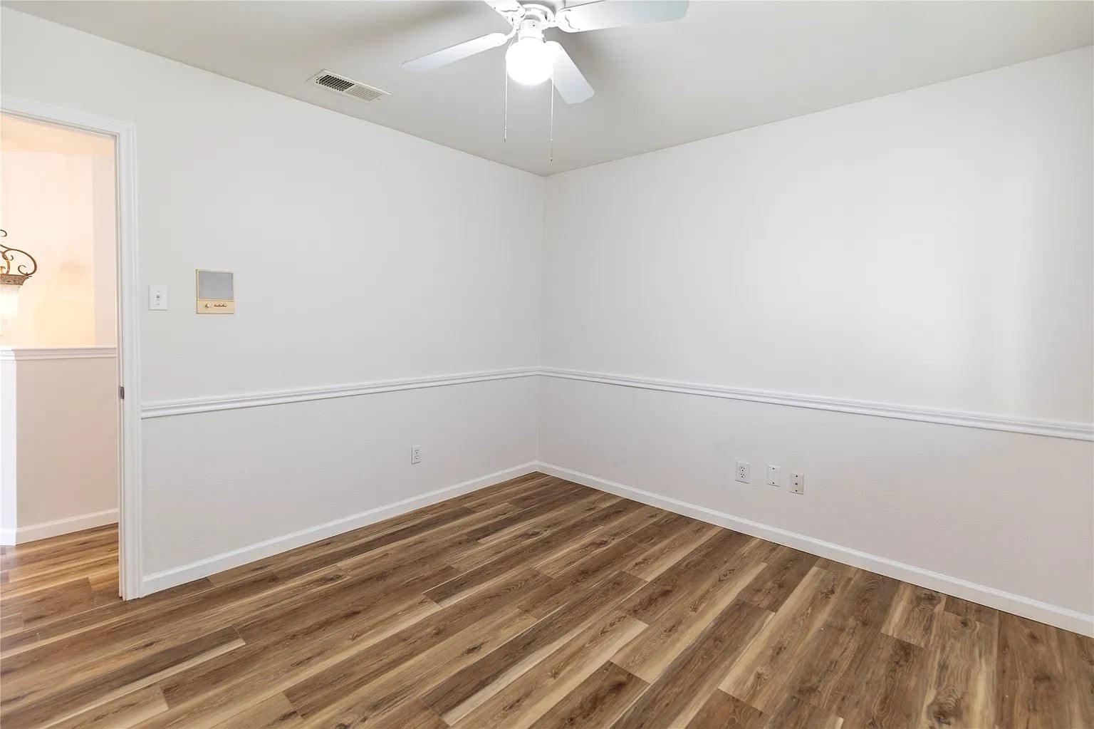 813 Silverbrook Drive, Saginaw, TX, 76179